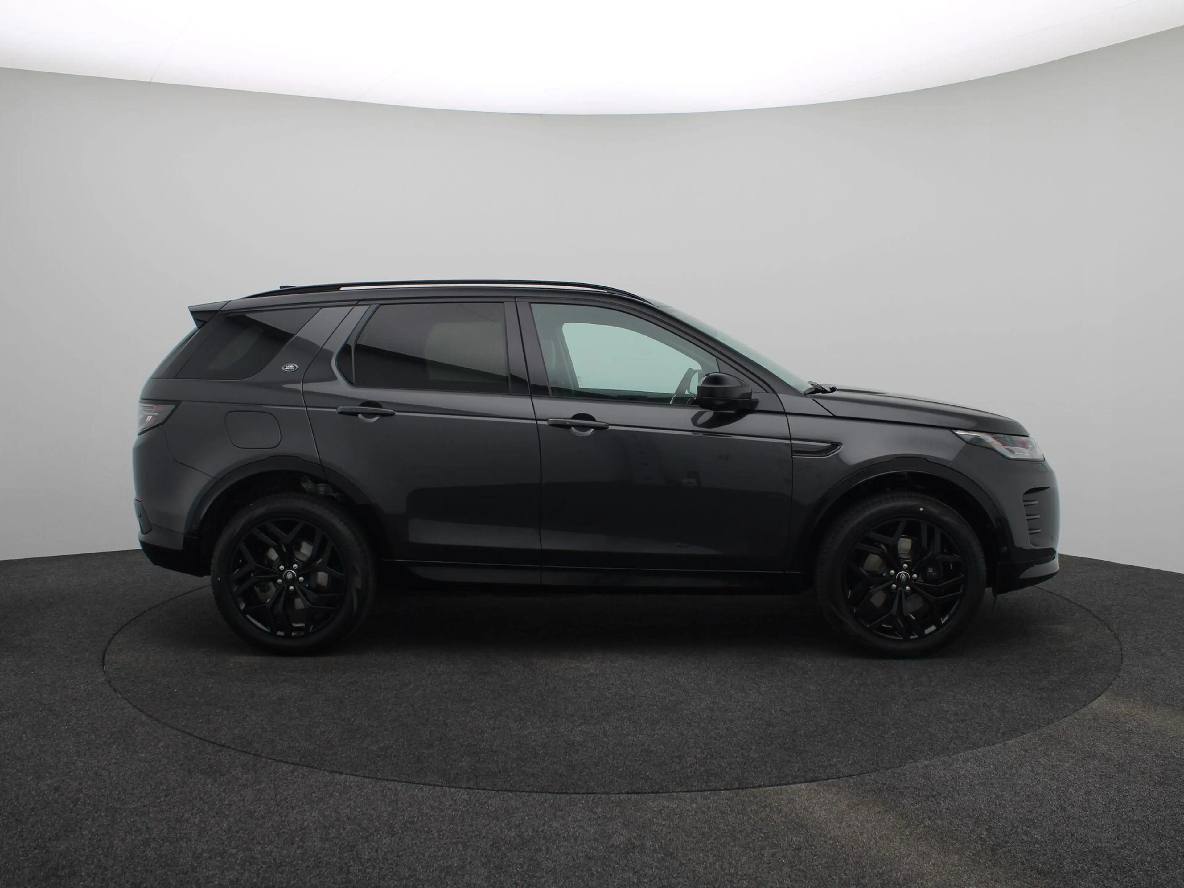Land Rover Discovery Sport 1.5 P270e PHEV Business Landmark Edition | Meridia — photo 3