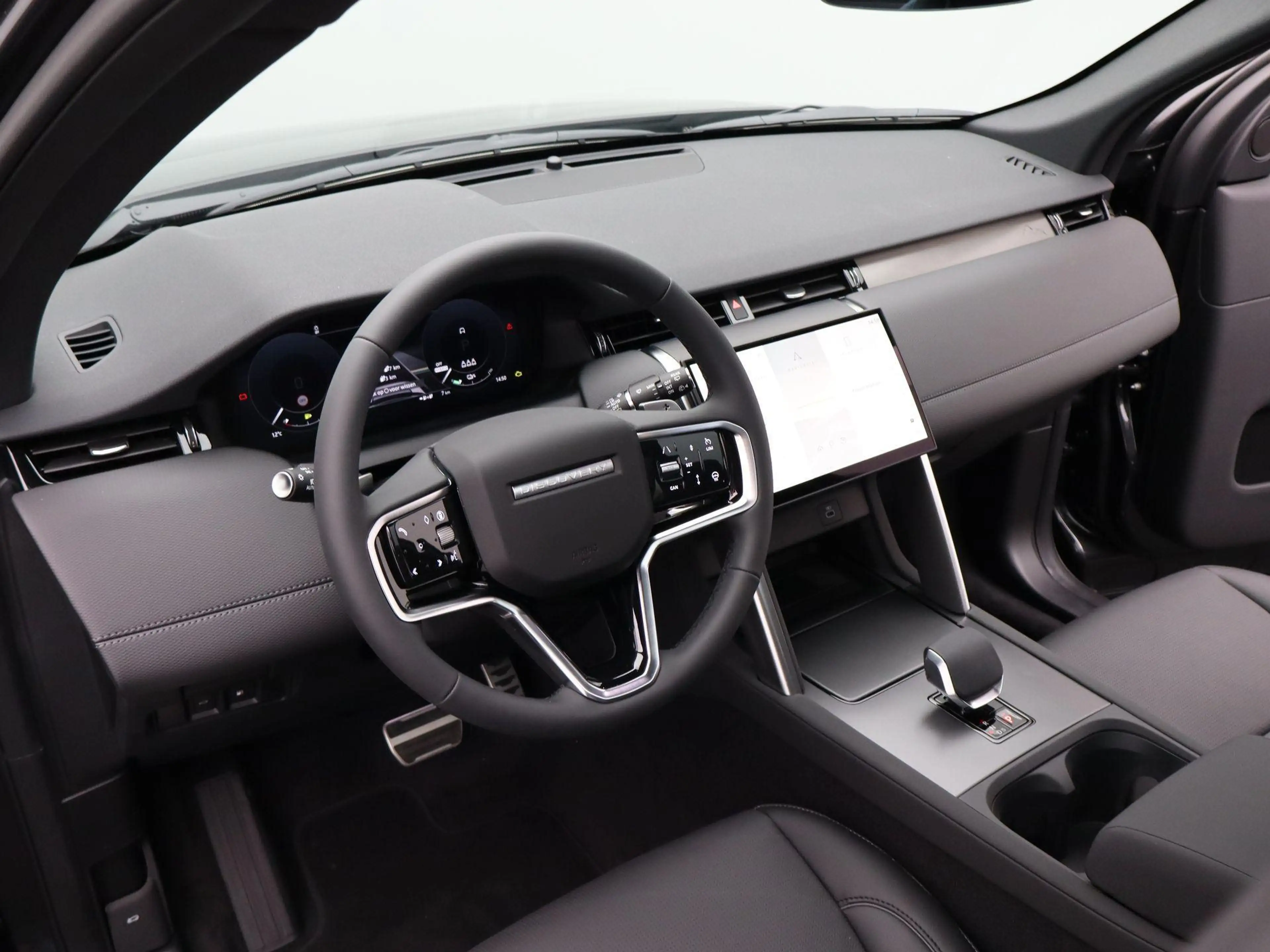 Land Rover Discovery Sport 1.5 P270e PHEV Business Landmark Edition | Meridia — photo 9