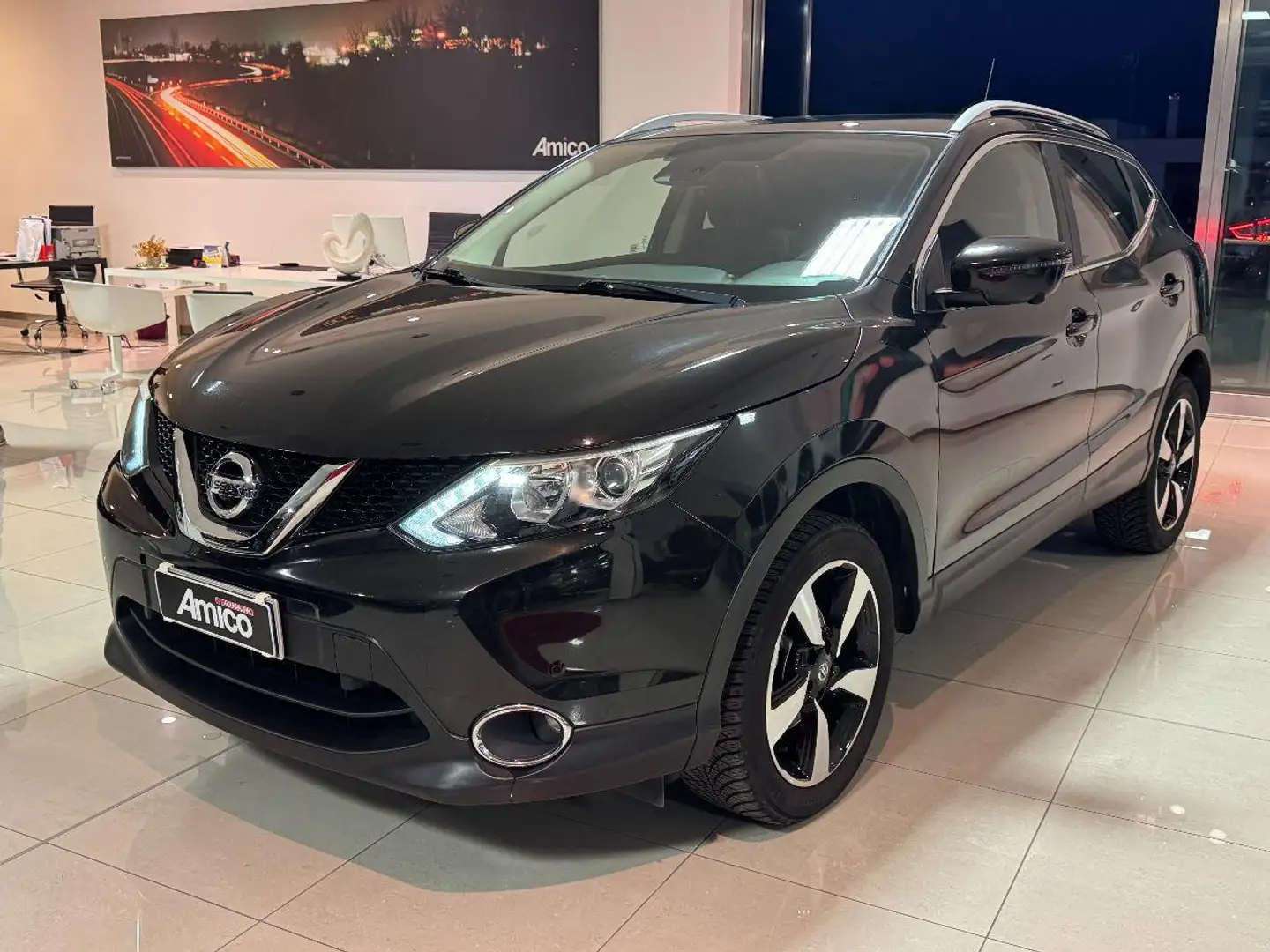 Nissan Qashqai 1.5 dCi N-Connecta Tetto/Navi/camera Nero - 1