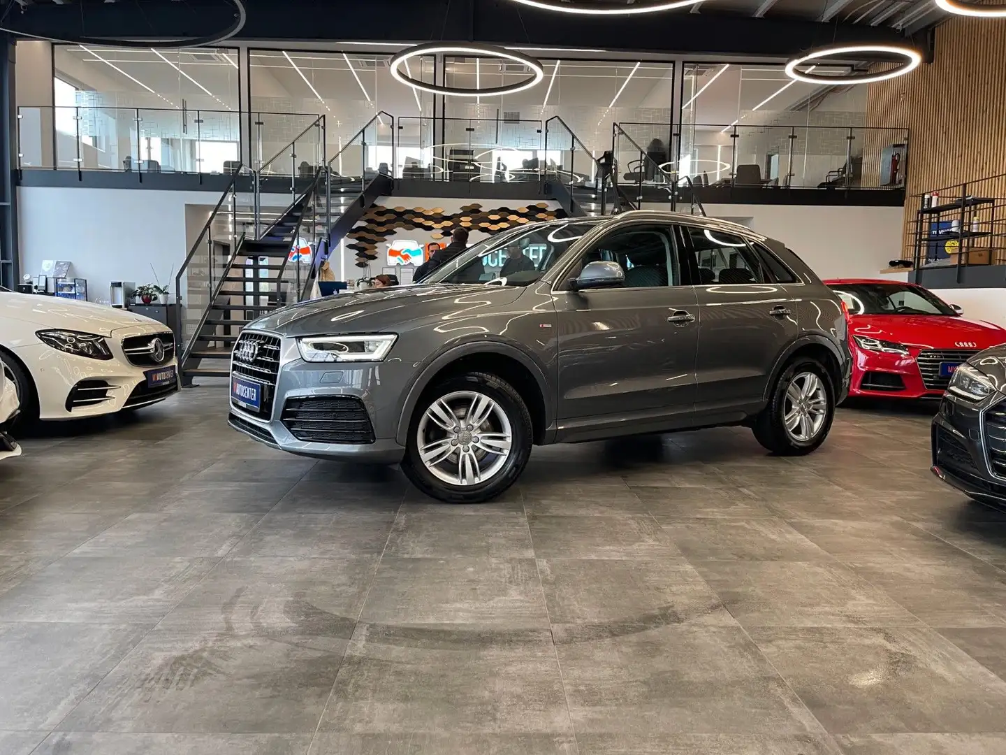 Audi Q3 sport quattro *Sline*LED*Klima*Kamera*AHK* Gris - 1