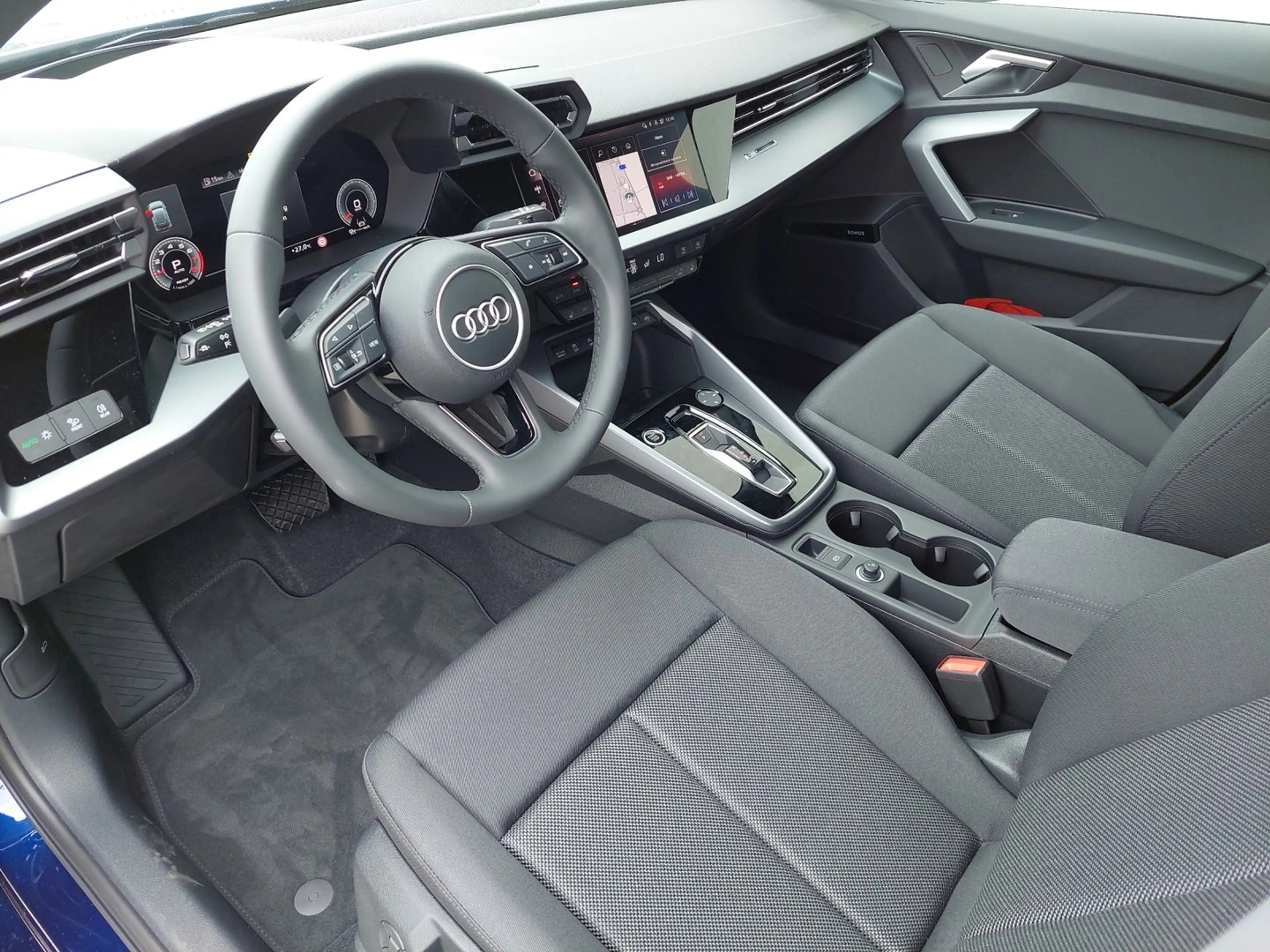 Audi A3 30 TFSI — photo 8