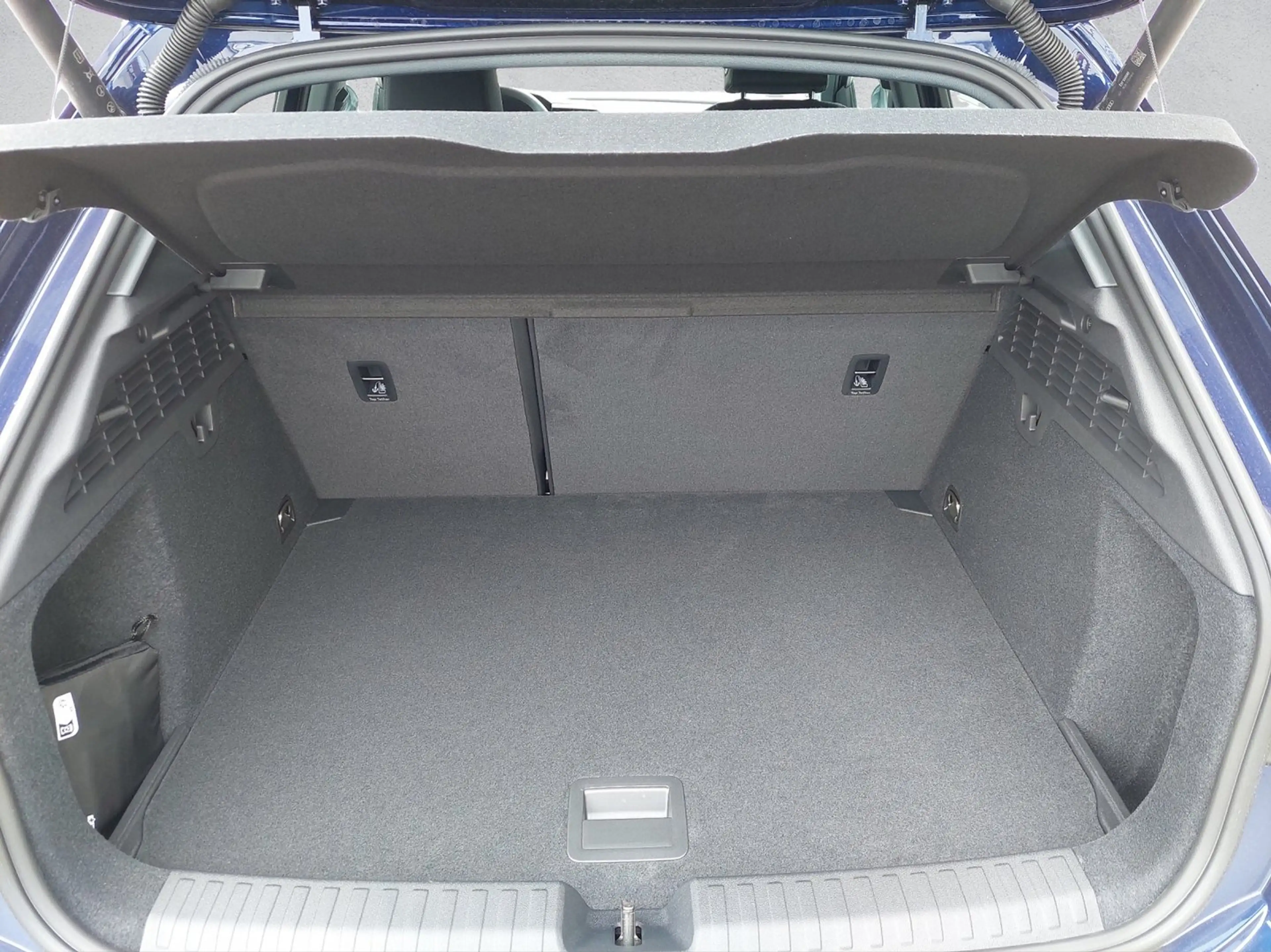 Audi A3 30 TFSI — photo 13