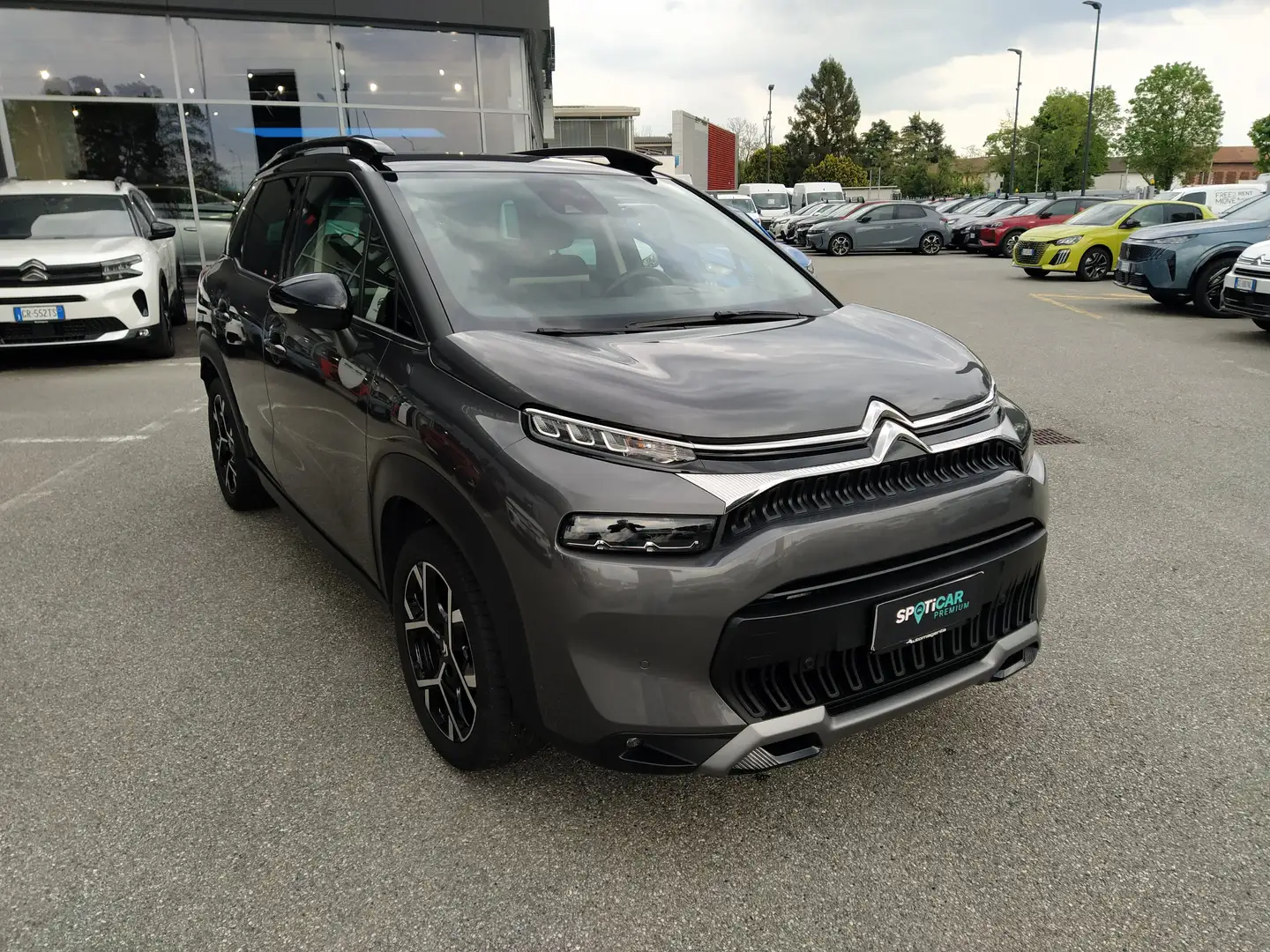 Citroen C3 Aircross 1.2 PureTech 130cv EAT6 SHINE PACK AZIENDALE Grigio - 1