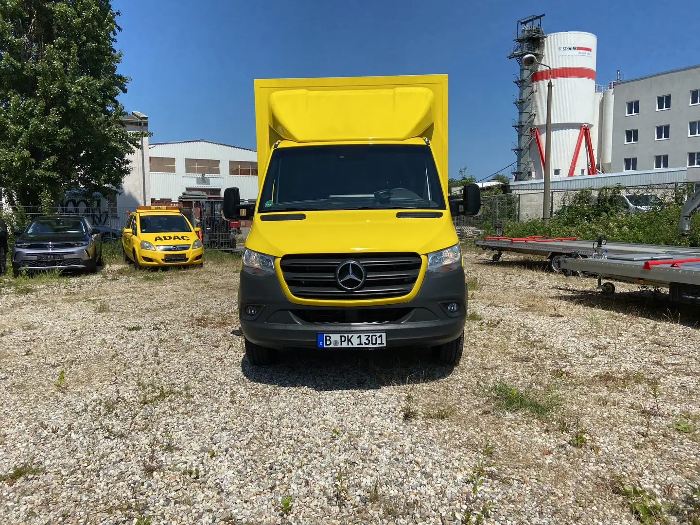 Mercedes-Benz Sprinter 907 EK Algema Blitzlader Grün - 2
