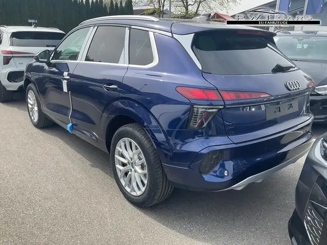 Audi Q3 TFSI quattro 150 kW quattro, AHK, Navi, AreaVie... Ansicht 2