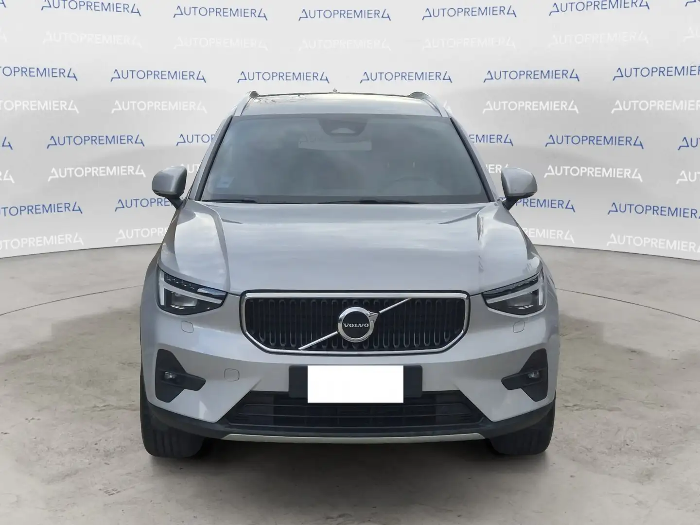 Volvo XC40 XC40 B3 automatico Core Argent - 2