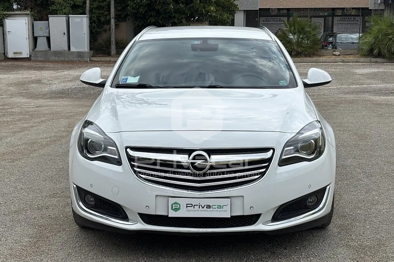 Opel Insignia 2.0 CDTI 140CV Ecopower 104gr. Sports Tourer Cosmo Bianco - 2