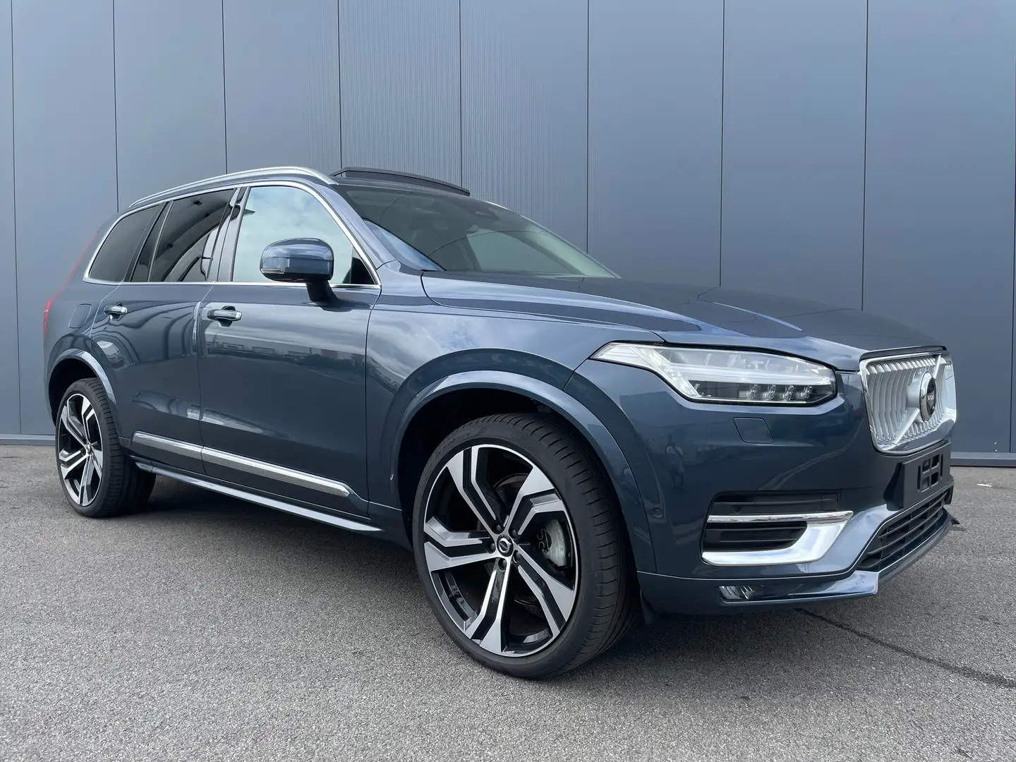 Volvo XC90 B5 Plus Bright Four-C 360 ACC BLIS H&K PANO 22" Blauw - 2