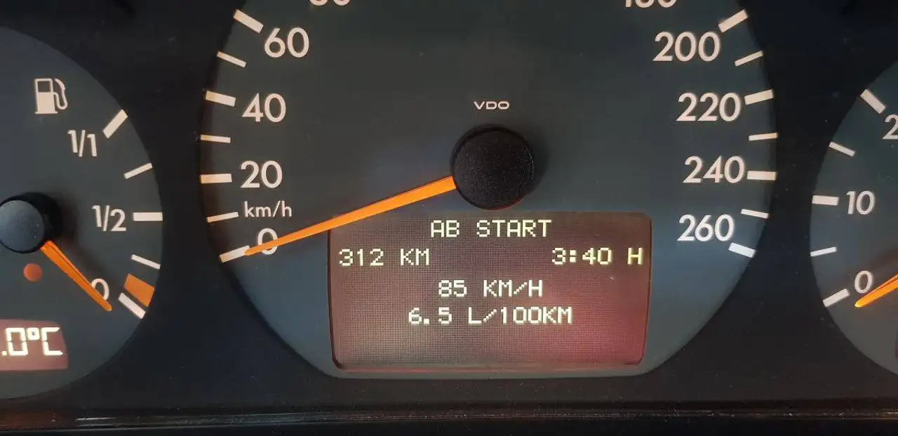 Mercedes-Benz E 200 Evo Kompressor Avantgarde, foto 12