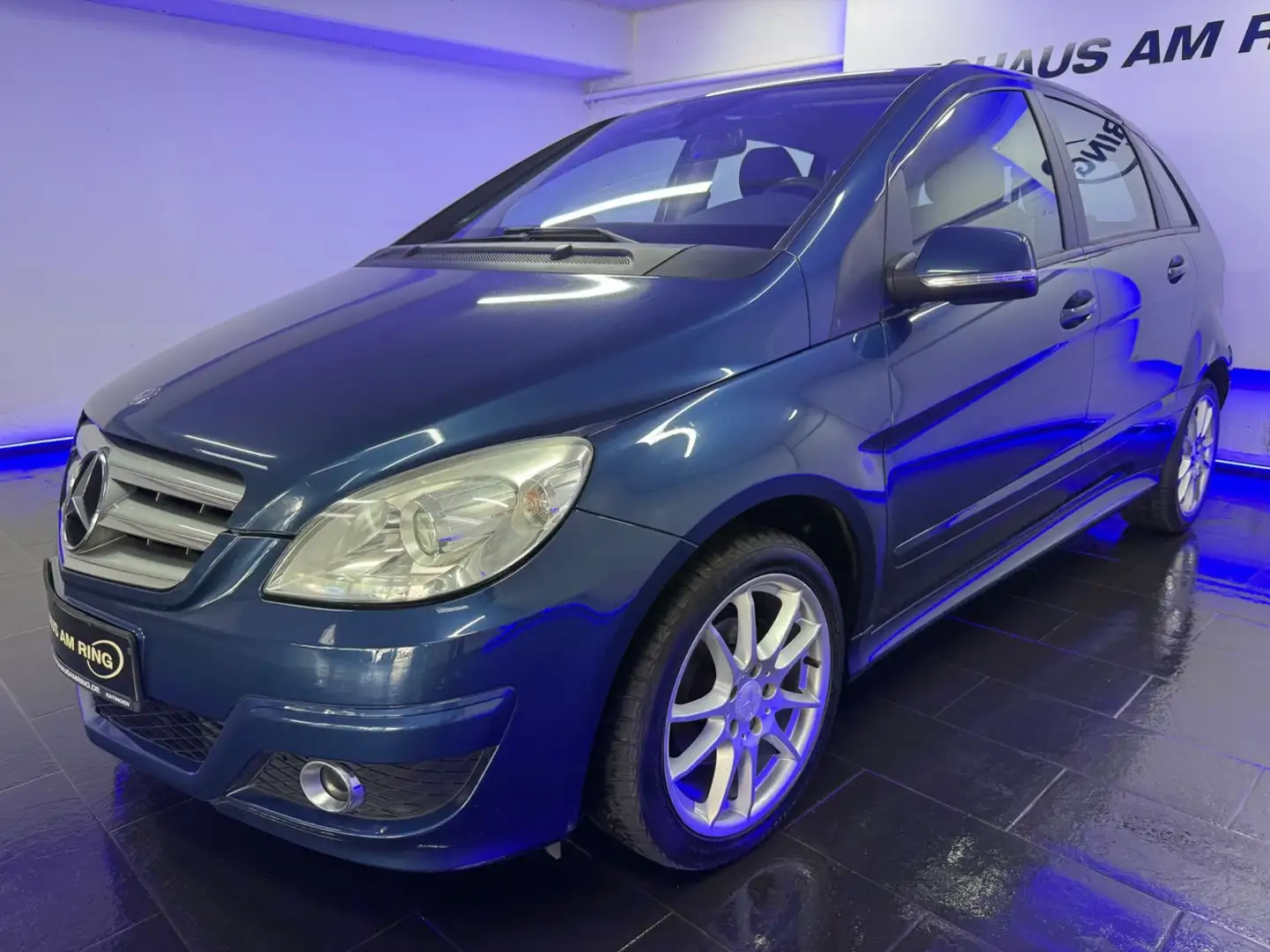 Mercedes-Benz B 170 BlueEff. ALLWETTER PDC SZHG 2-KINDERSITZE Blau - 2