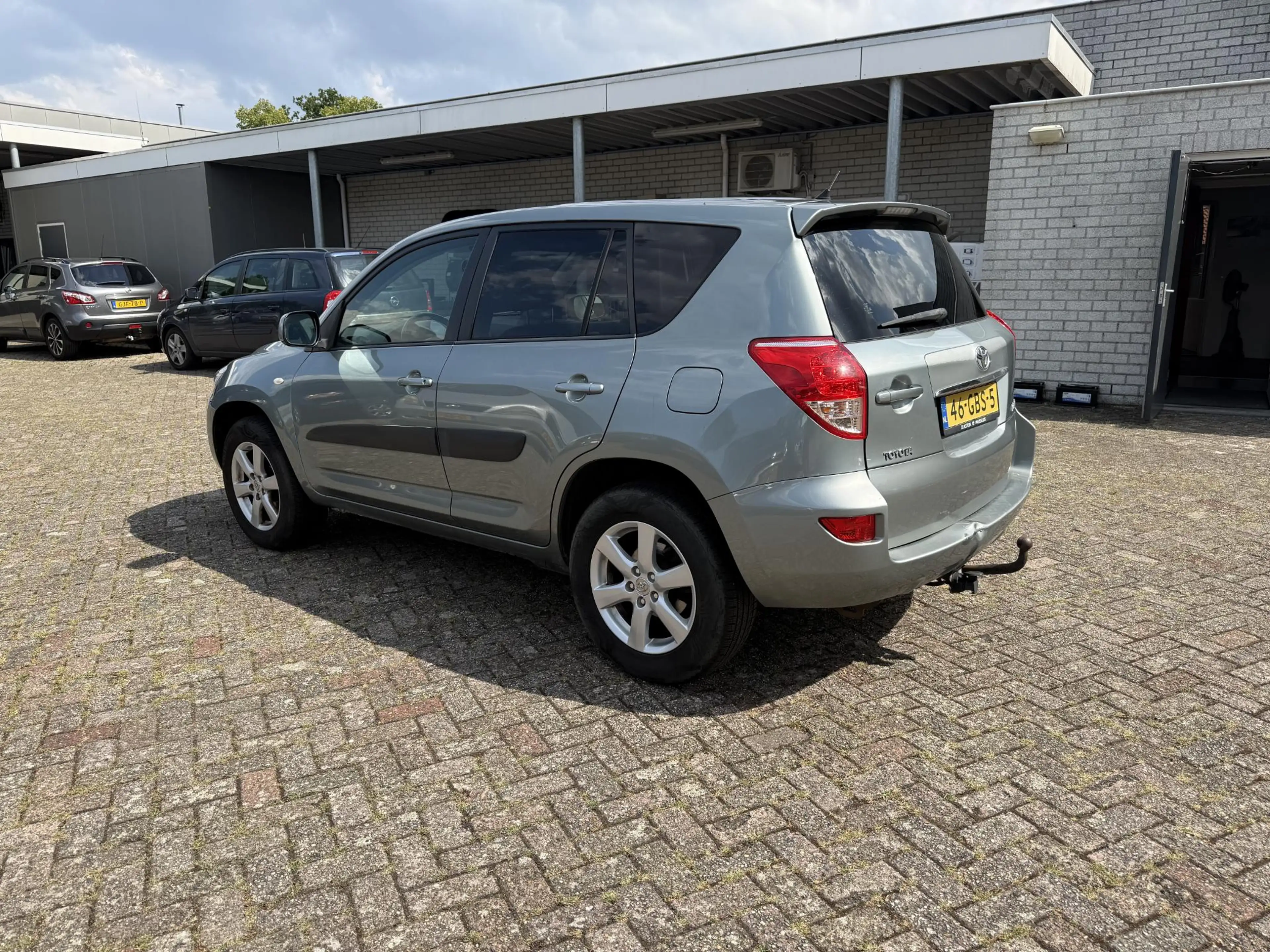 Toyota RAV 4 2.0 VVTi X-Style 4WD | HANDEL/EXPORT PRIJS | LEES — photo 2
