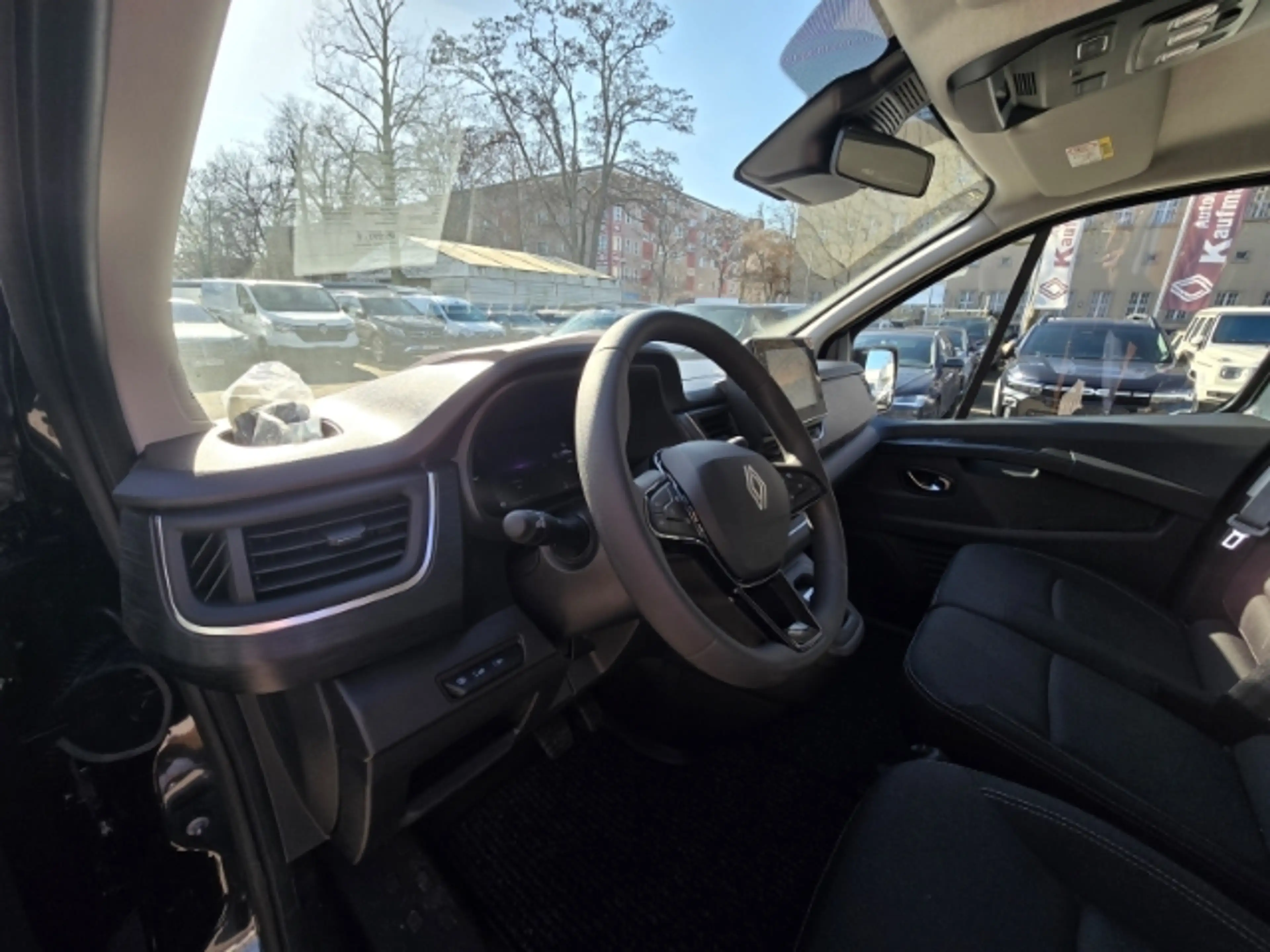 Renault Trafic Combi L1H1 3,0t Evolution 2.0 BLUE dCi 150 Automat — photo 10
