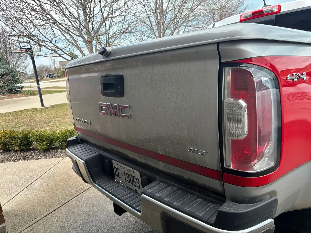 GMC Canyon photo GMC Canyon