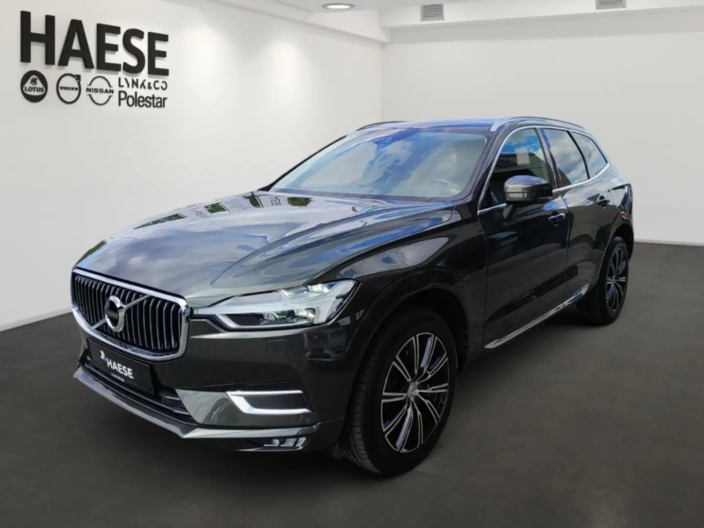 Volvo XC60 D5 Inscription AWD Eu6d-T Panoramadach el.AHK Wint Grau - 1