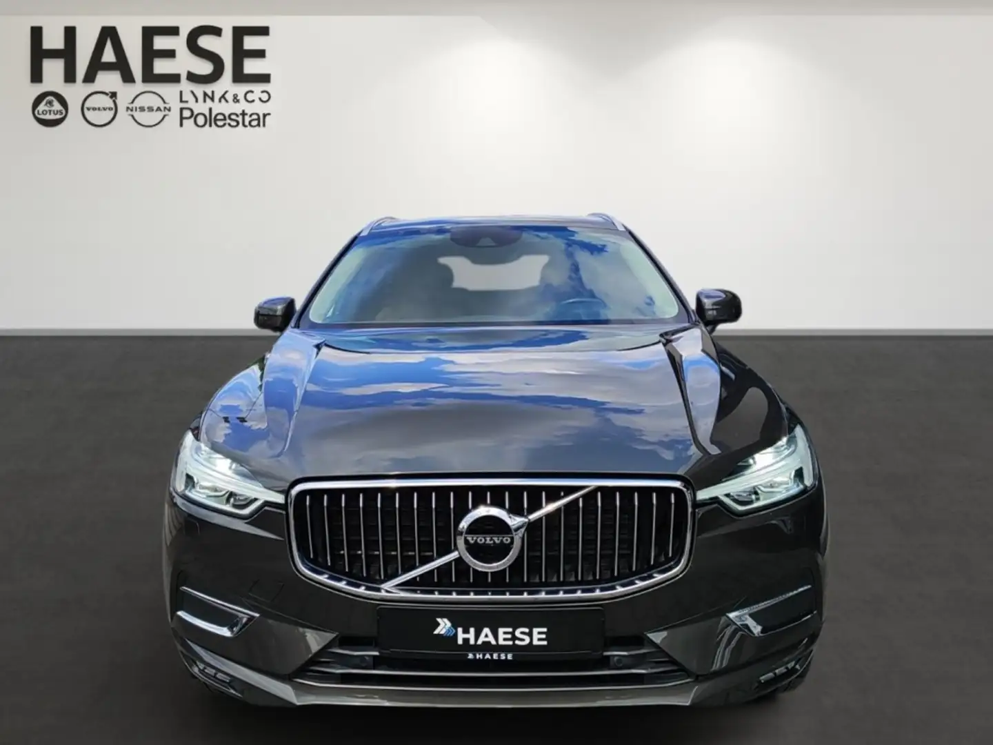 Volvo XC60 D5 Inscription AWD Eu6d-T Panoramadach el.AHK Wint Grau - 2