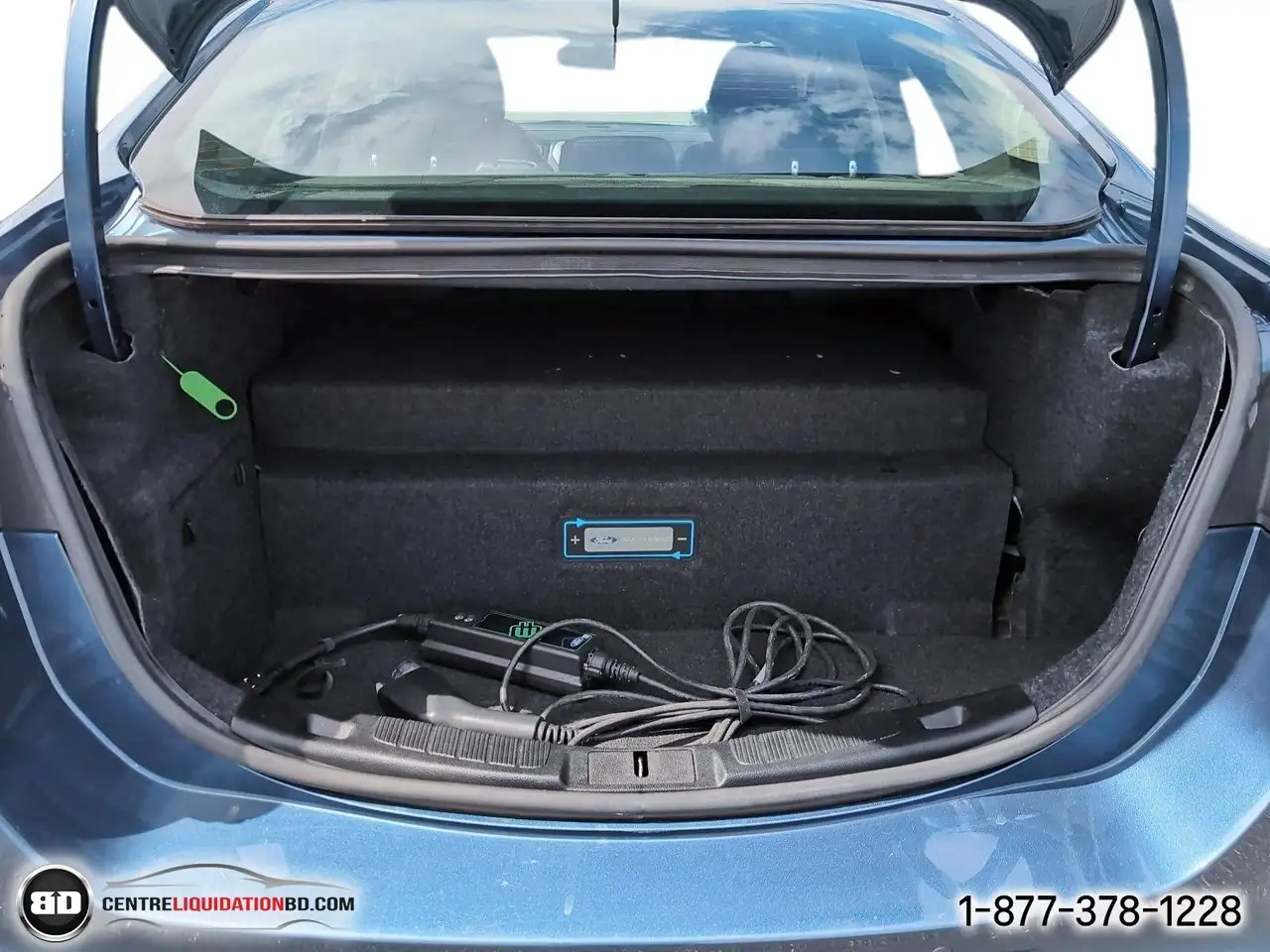 Ford Fusion Energi снимка Ford Fusion Energi