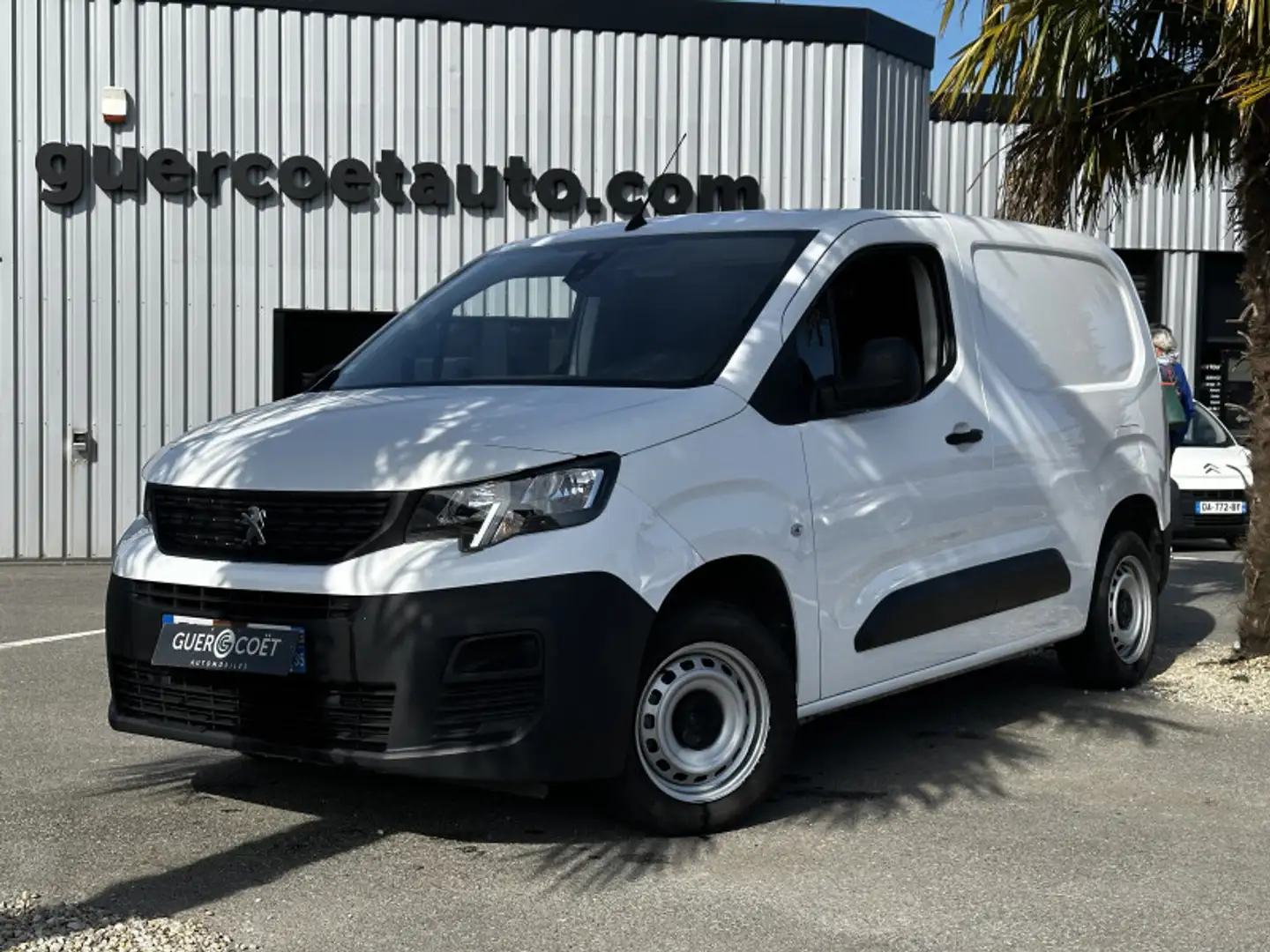 Peugeot Partner STANDARD 650KG PURETECH 110CH S\u0026S PRO Blanc - 2
