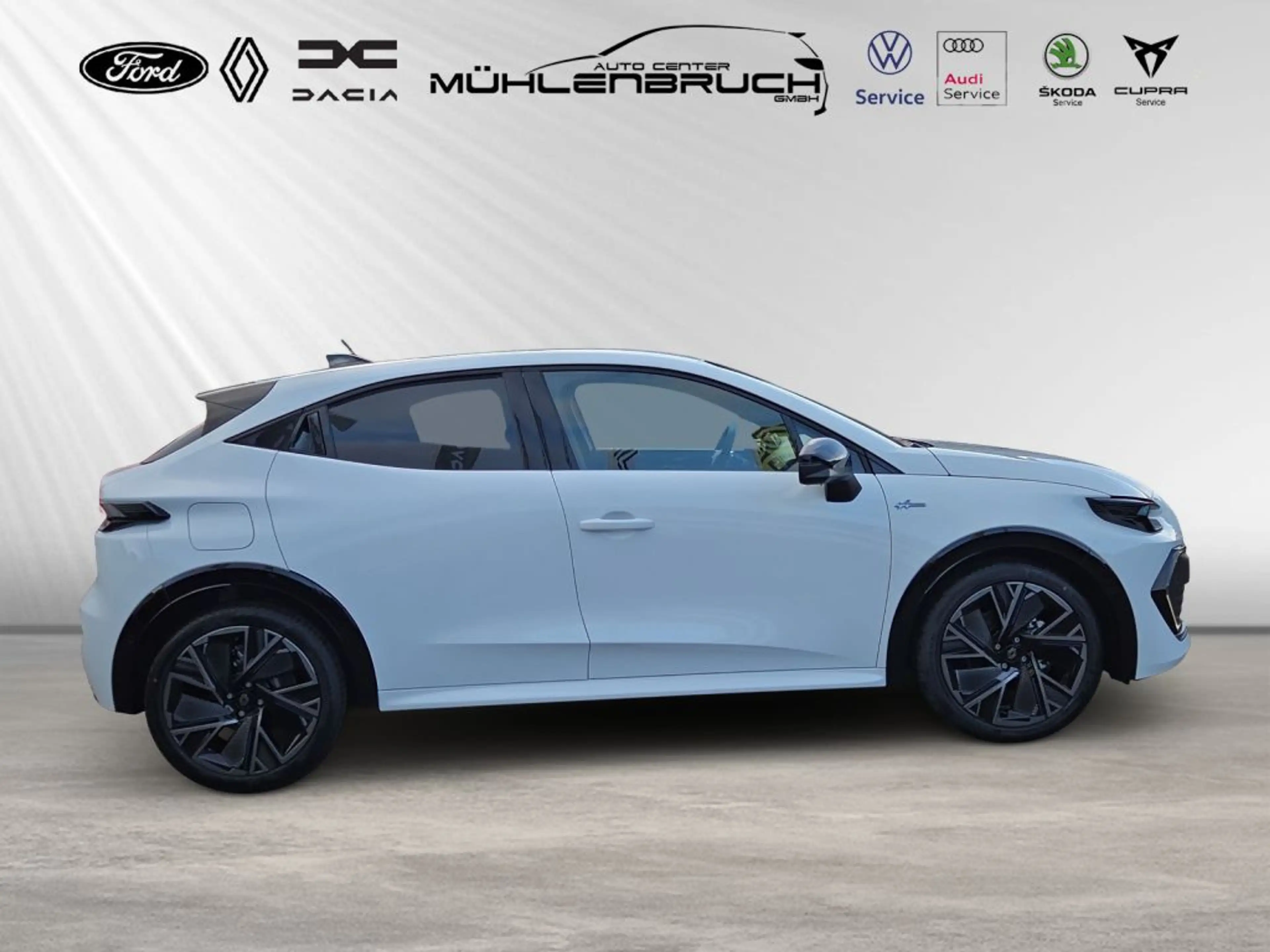 Renault Clio E-Tech Full Hybrid 160 Esprit Alpine — photo 4