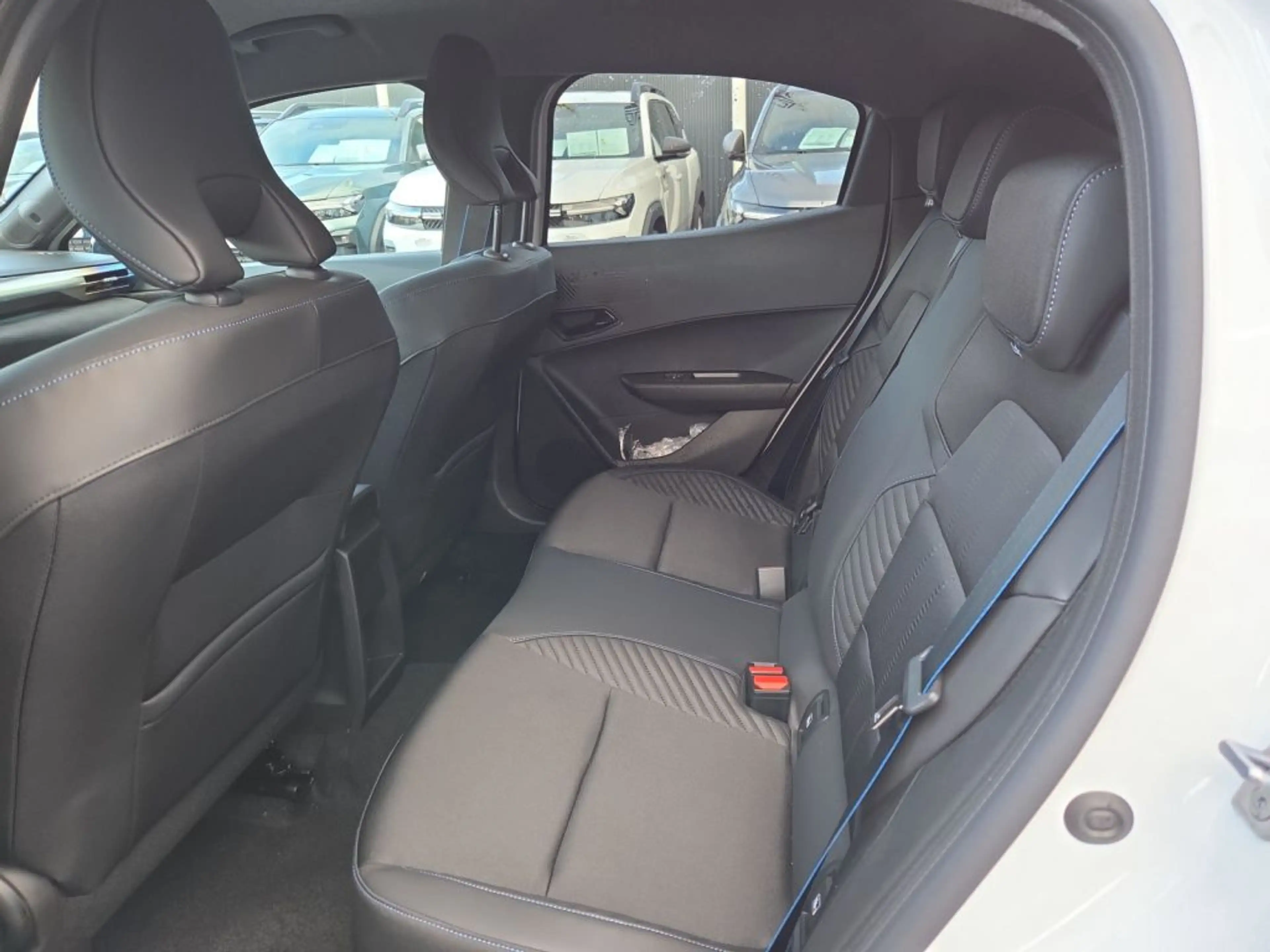 Renault Clio E-Tech Full Hybrid 160 Esprit Alpine — photo 12