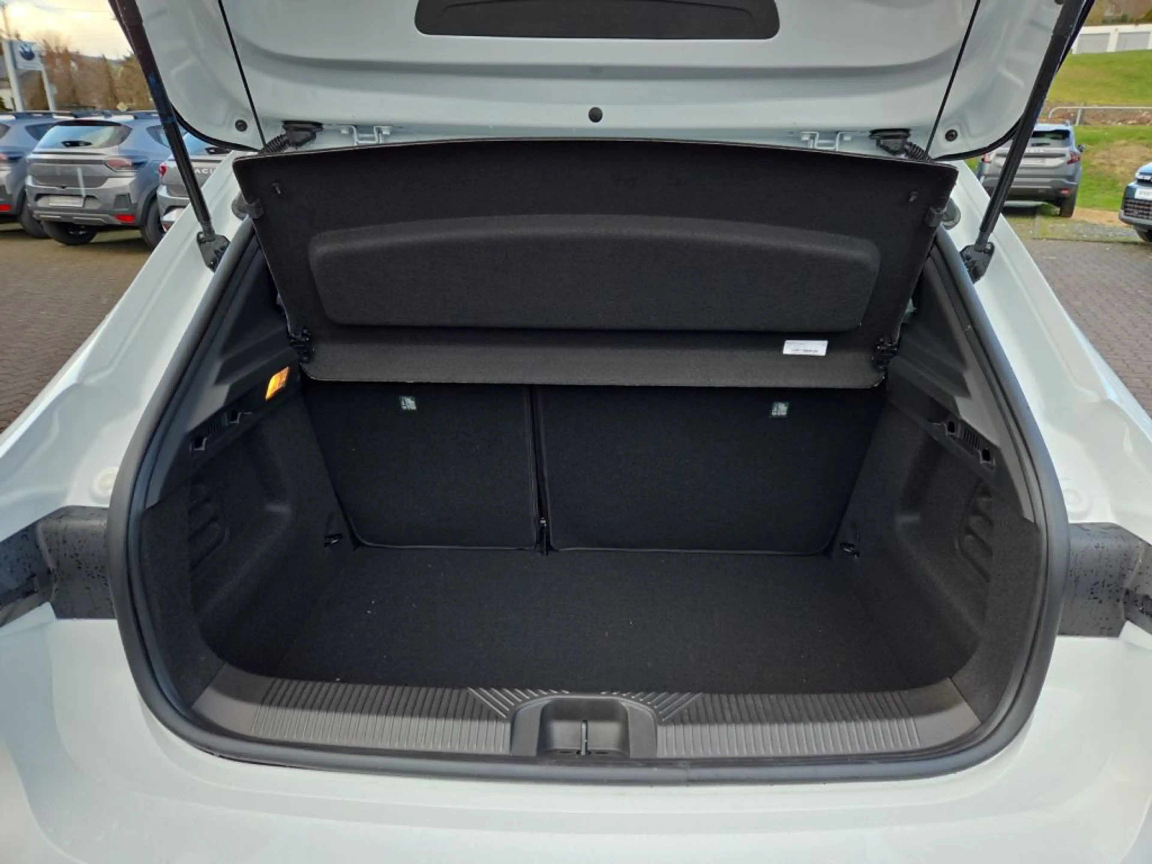 Renault Clio E-Tech Full Hybrid 160 Esprit Alpine — photo 7