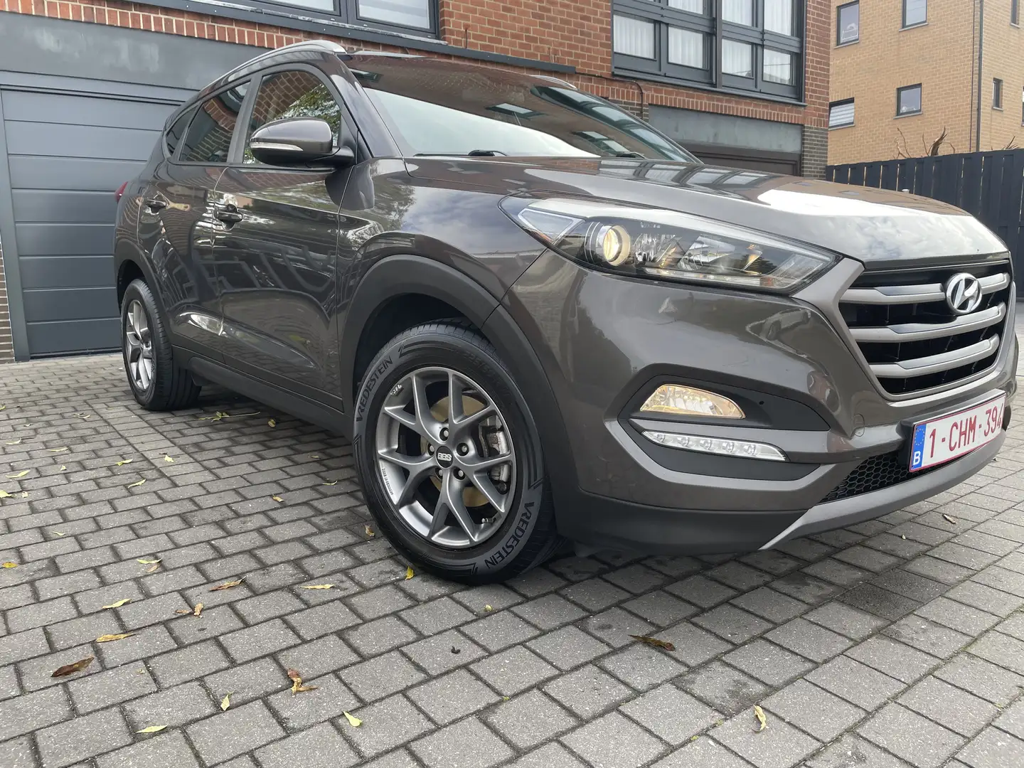 Hyundai TUCSON 17 CRDi automatique 1 propriétaire Gris - 1