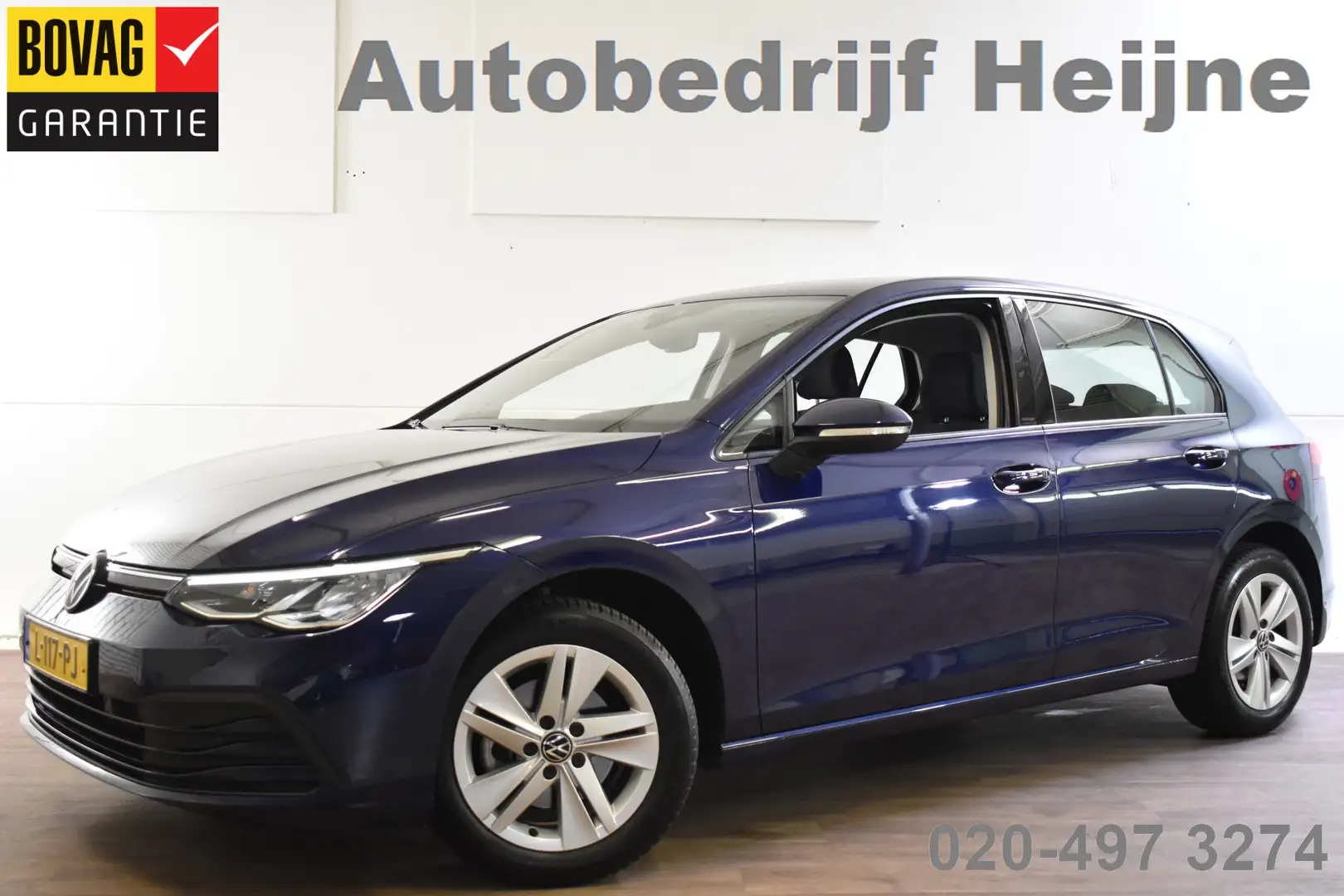 Volkswagen Golf 1.0 TSI 110PK LIFE VIRTUAL/NAVI/PDC Blauw - 1