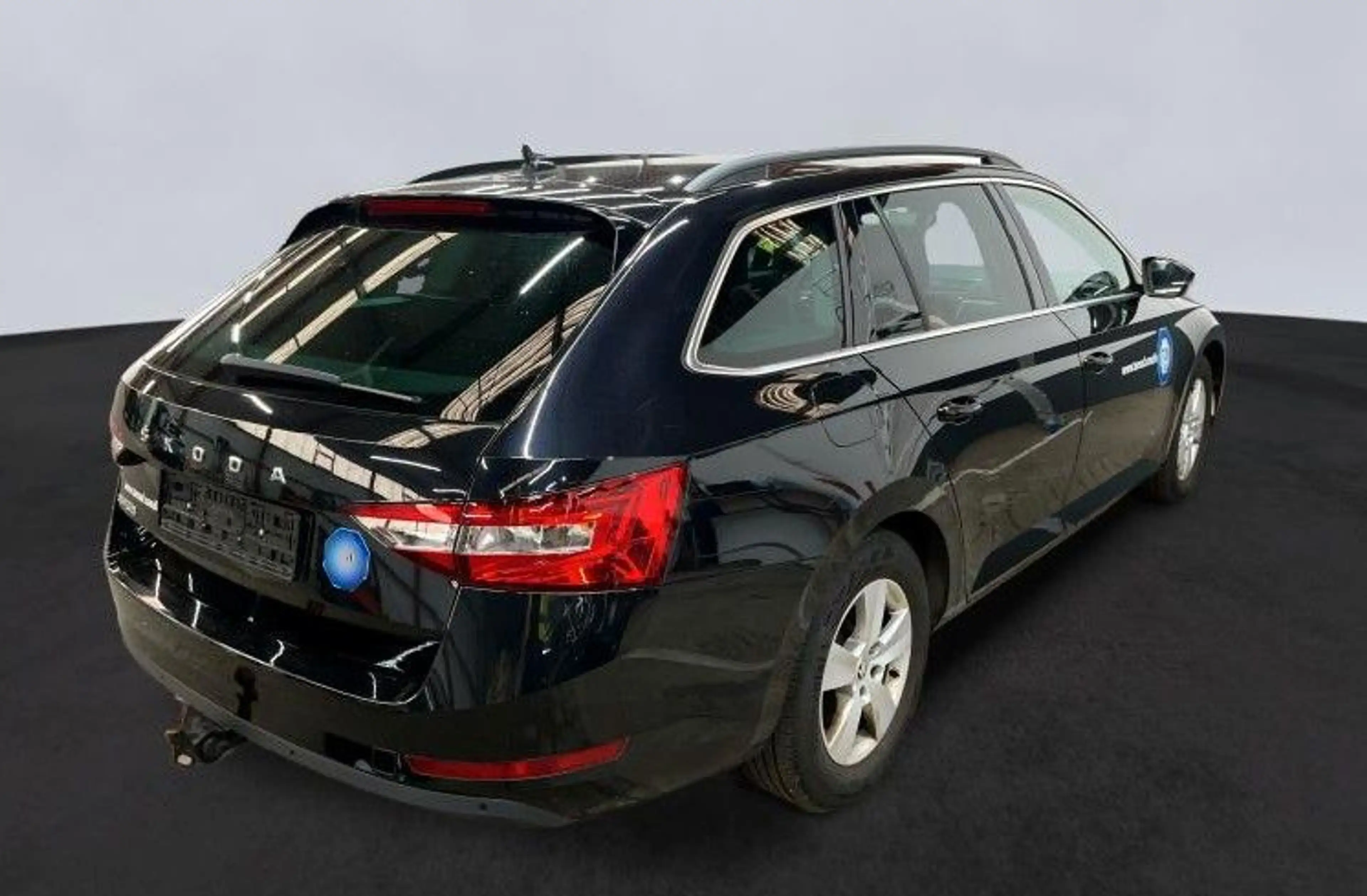 Skoda Superb Combi 2.0 TDI Ambition*AHK*ACC*Virtual — photo 5