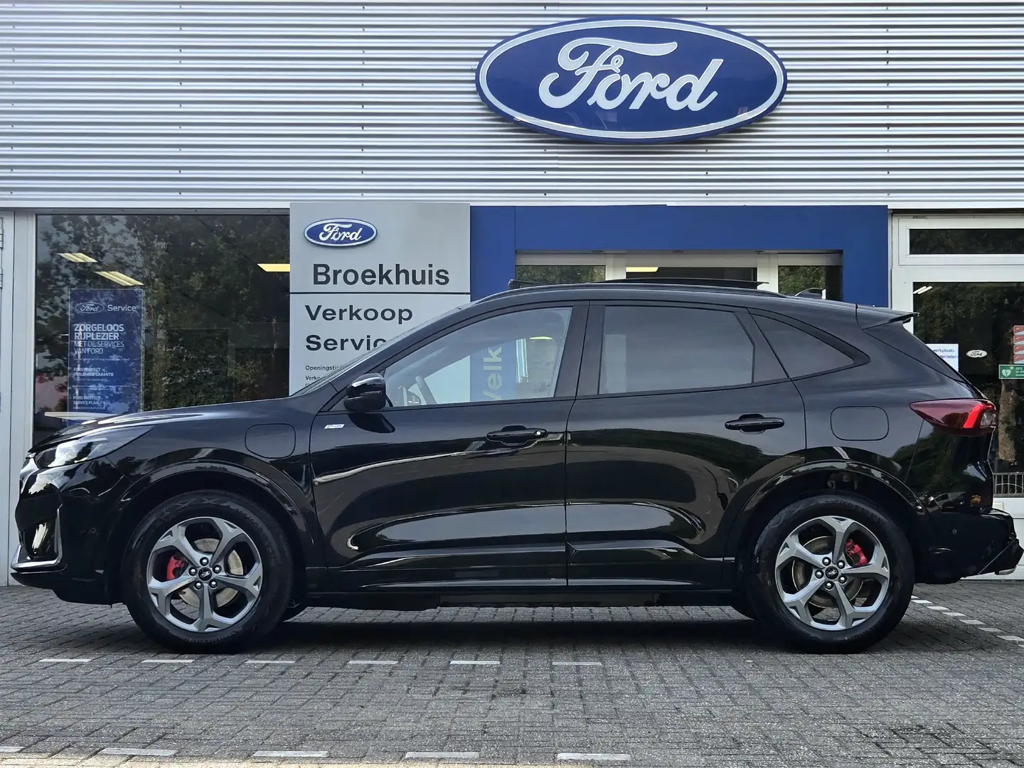 Ford Kuga 2.5 PHEV ST-Line X VOL! | ELEKTR TREKHAAK | PANO D Zwart - 2