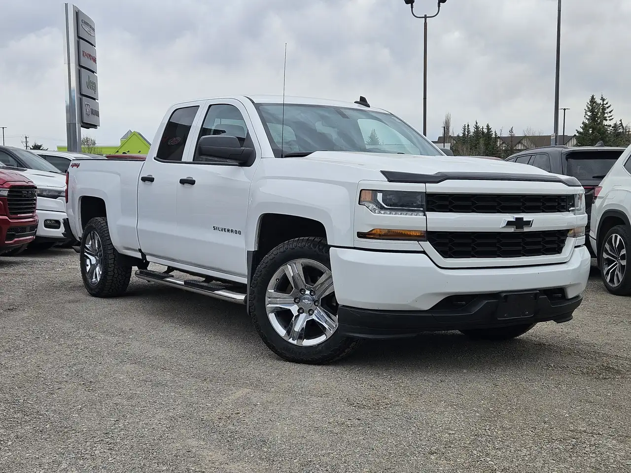 Chevrolet Silverado 1500 снимка Chevrolet Silverado 1500