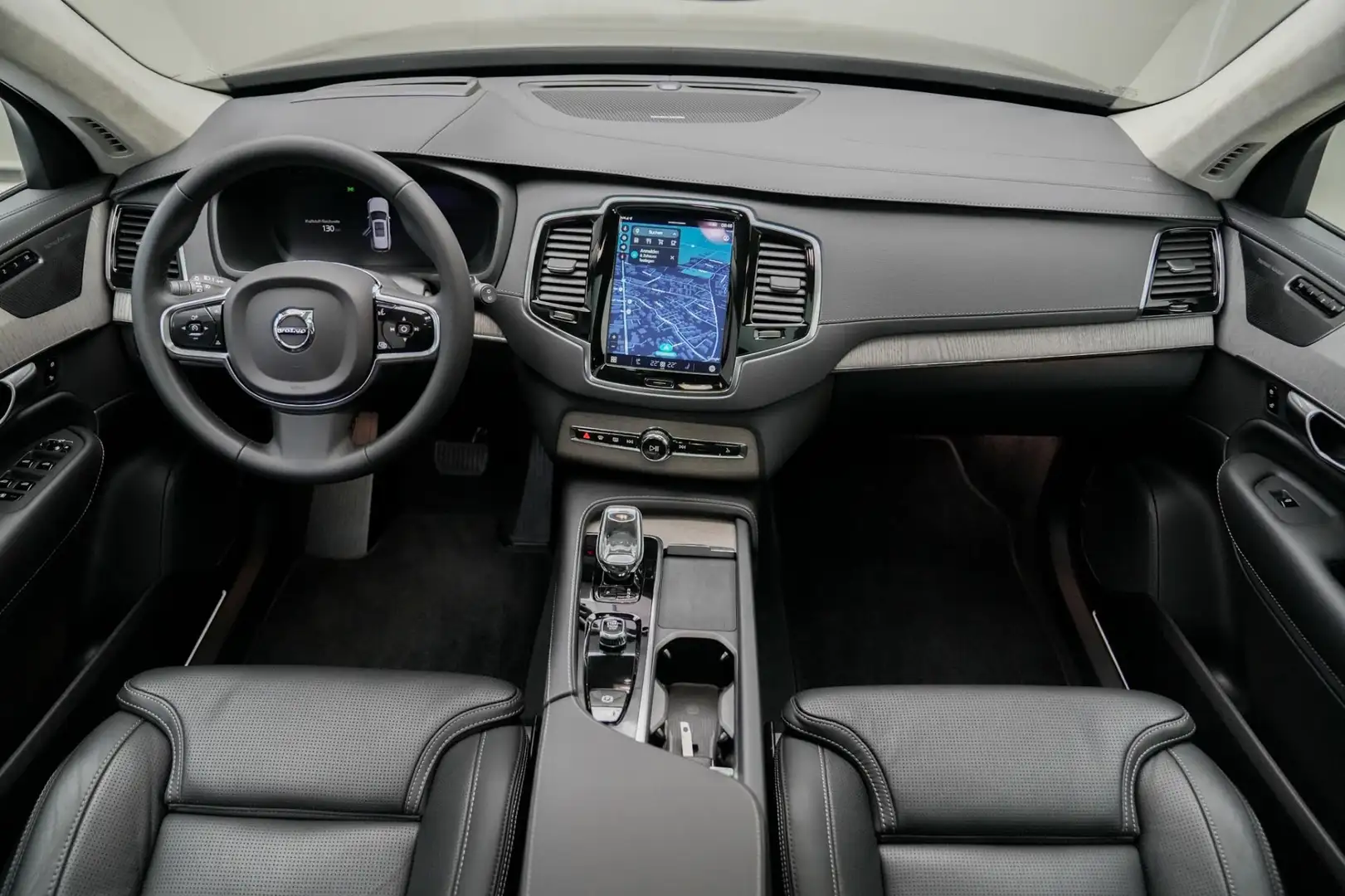 Volvo XC90 D5 AWD Momentum Ultimate Dark 7 Sitzer Schwarz - 1