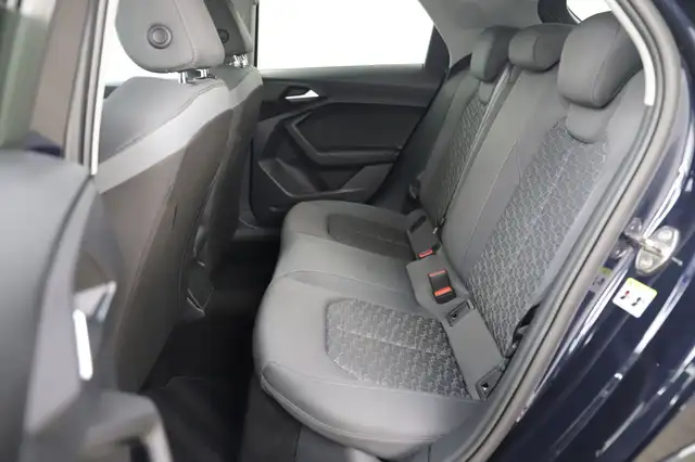 Audi A1 view 11