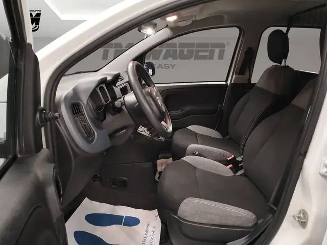 Fiat Panda view 9