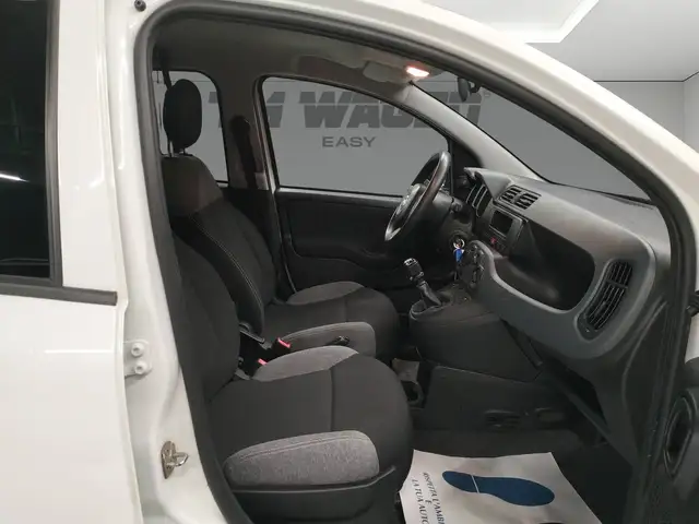 Fiat Panda view 13