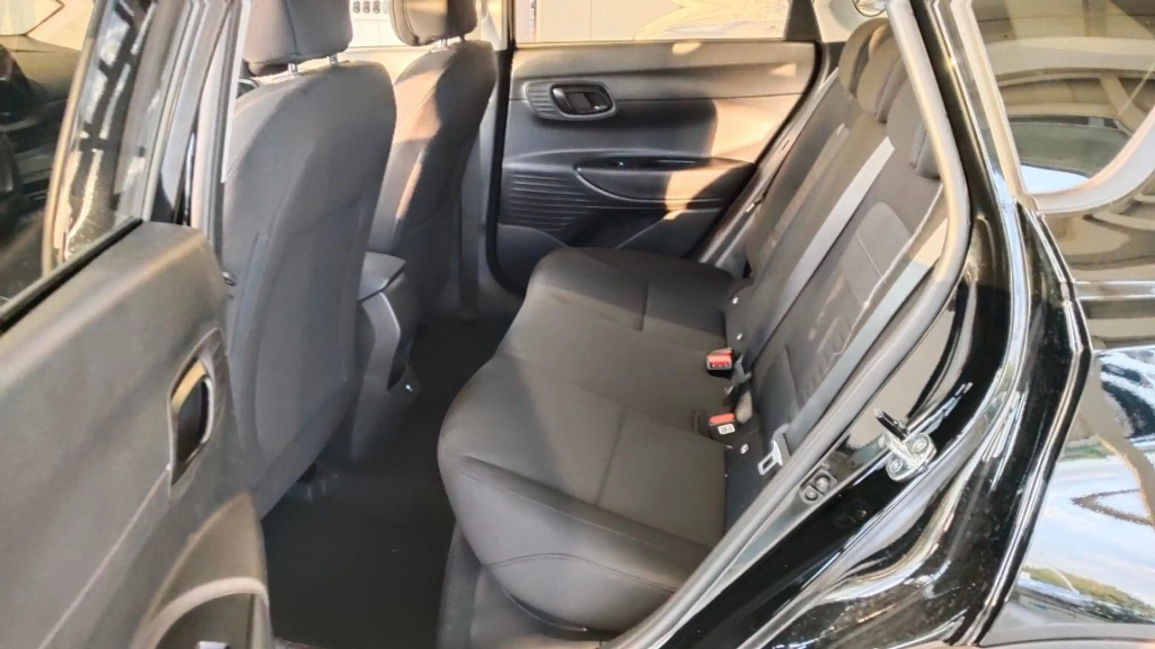 Hyundai BAYON GO Plus 1.0 T-GDI DCT y6bu2-PP4 — photo 12