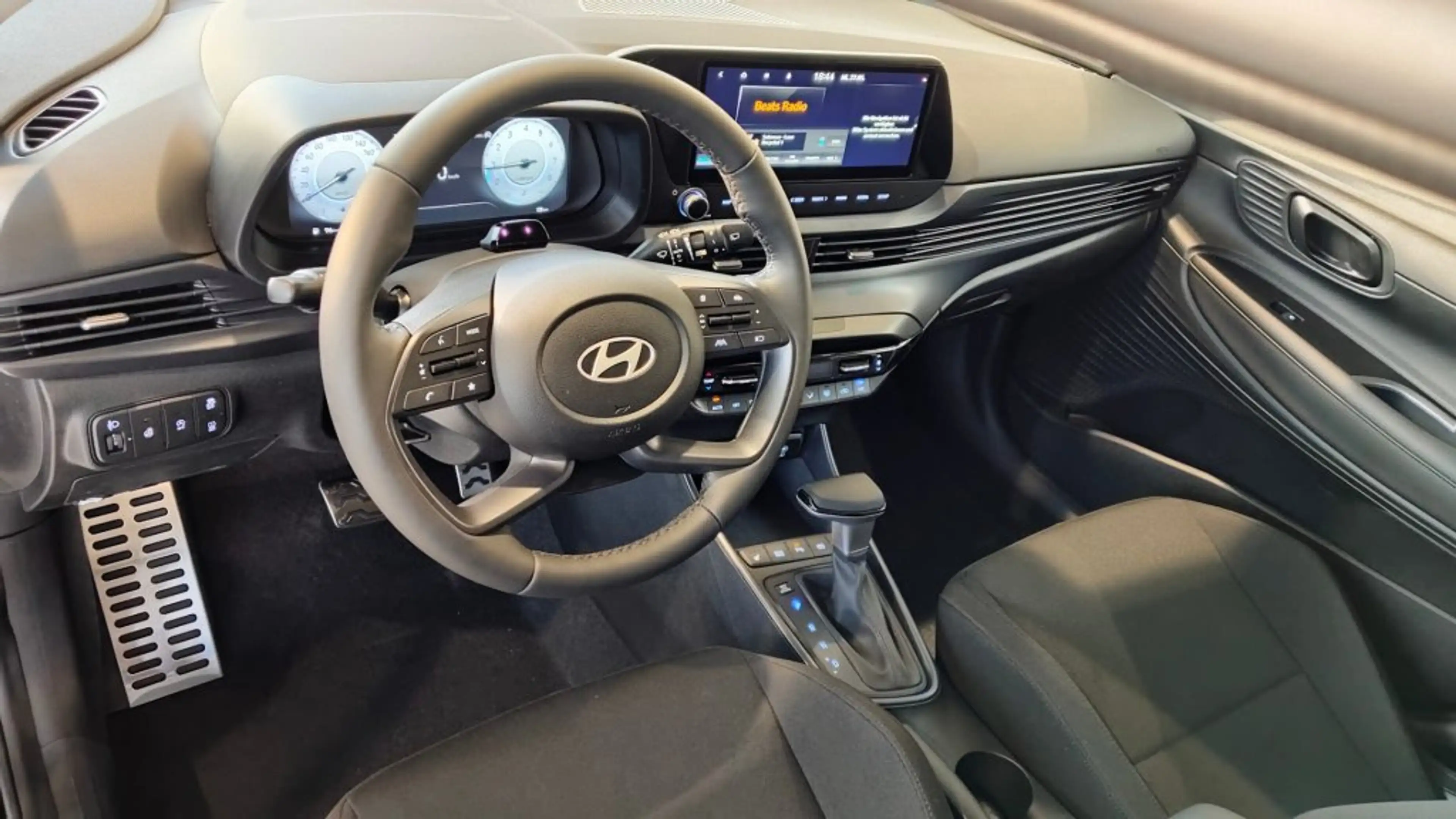 Hyundai BAYON GO Plus 1.0 T-GDI DCT y6bu2-PP4 — photo 10
