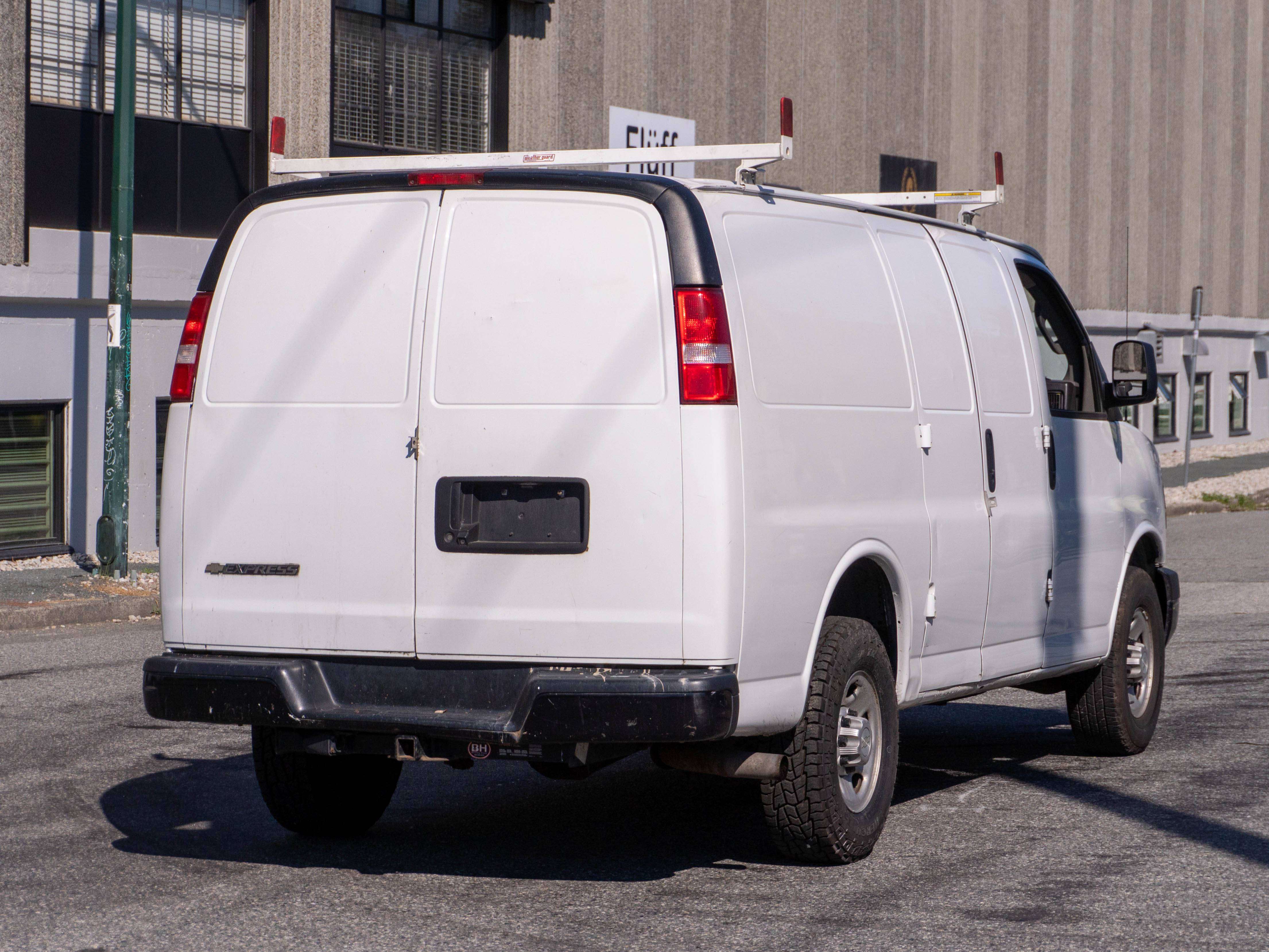 2020 Chevrolet Express 2500 Cargo Van