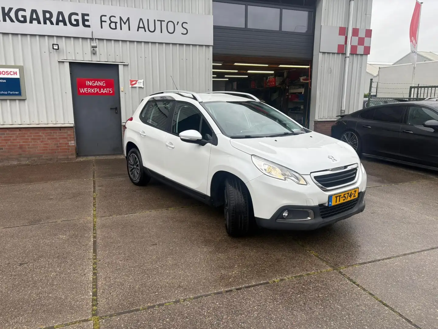 Peugeot 2008 1.2 PureTech Allure Bianco - 2