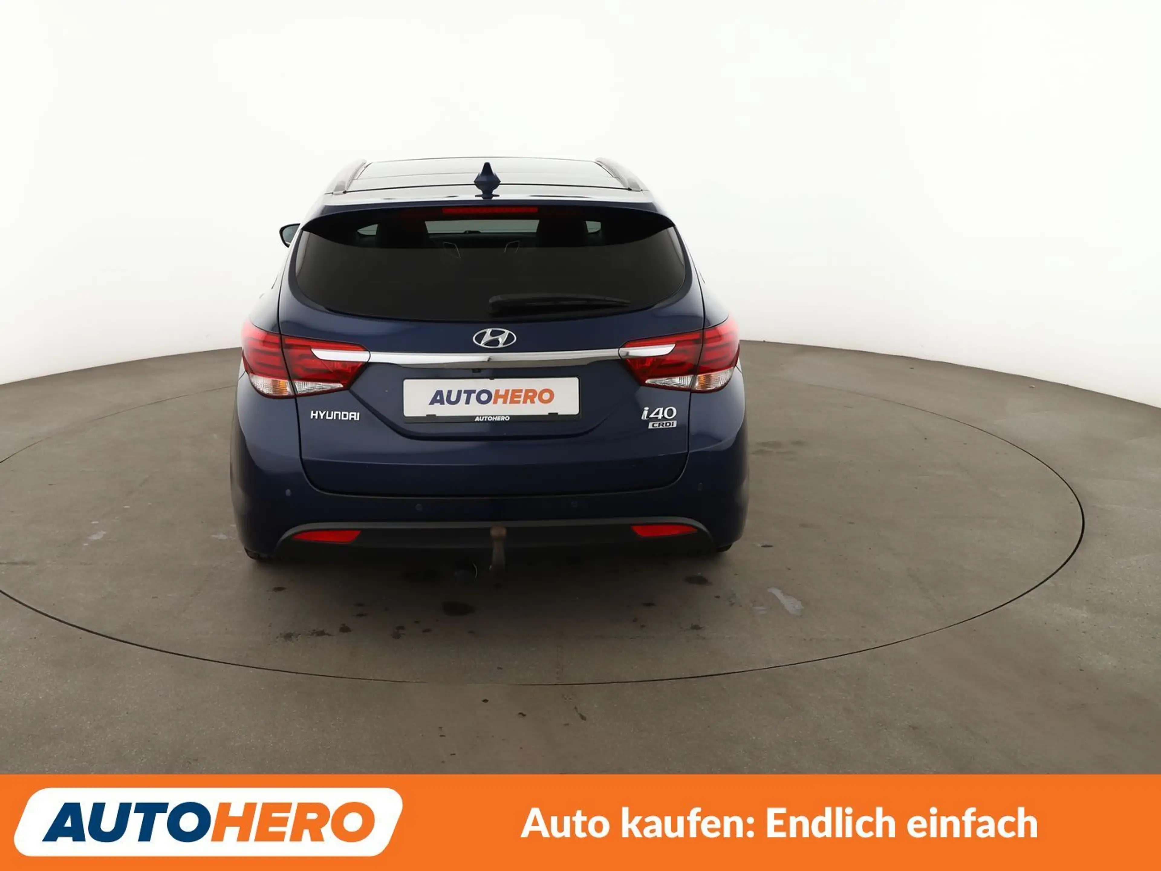 Hyundai i40 1.6 CRDi Space Plus Aut.*NAV*XENON*TEMPO*PDC*SHZ* — photo 5