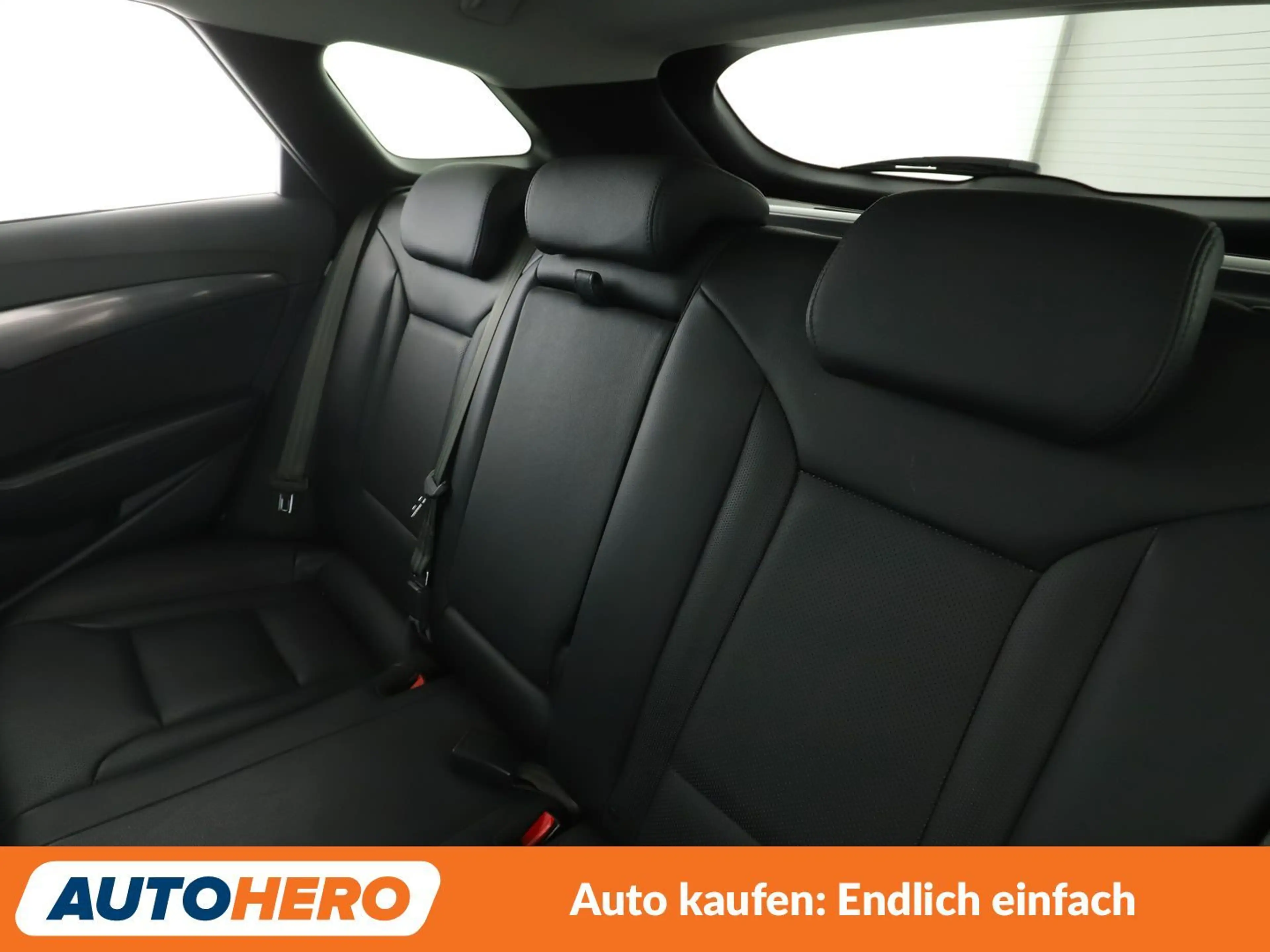 Hyundai i40 1.6 CRDi Space Plus Aut.*NAV*XENON*TEMPO*PDC*SHZ* — photo 14