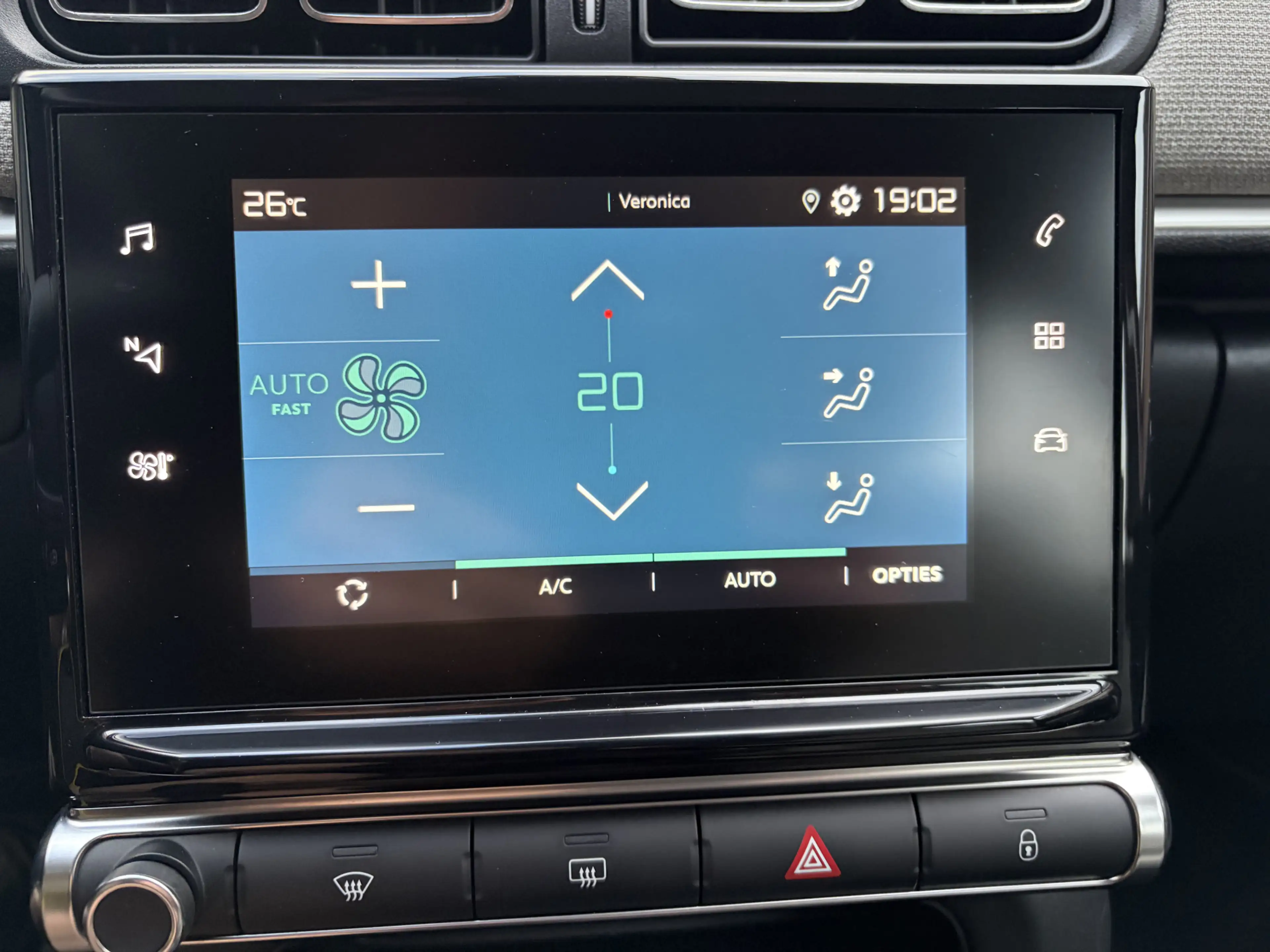 Citroen C3 1.2 PureTech S&S Live Clima Cruise Stoel Verwarmin — photo 11