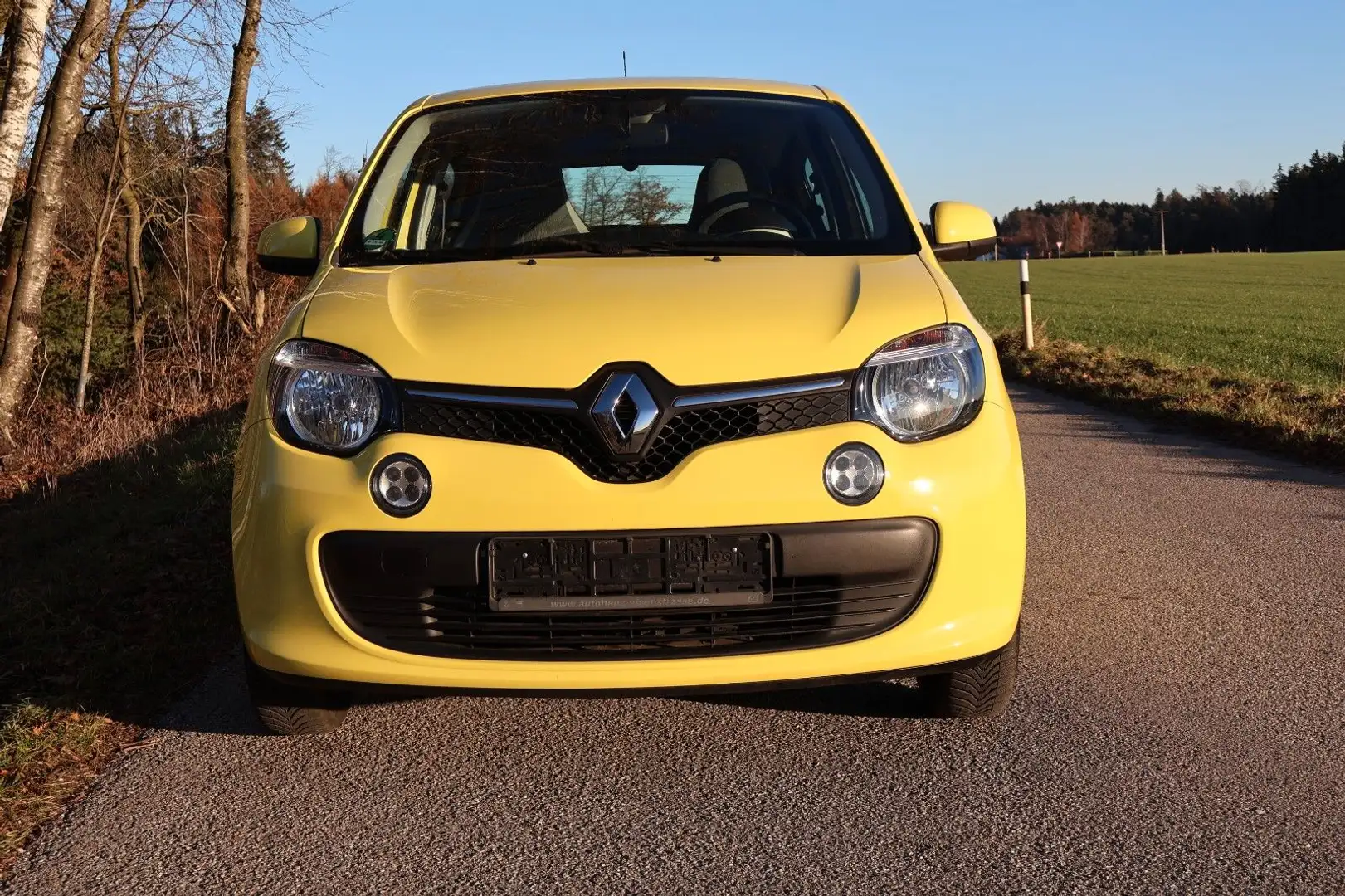 Renault Twingo / 2 Hand / Top Zustand Gelb - 1
