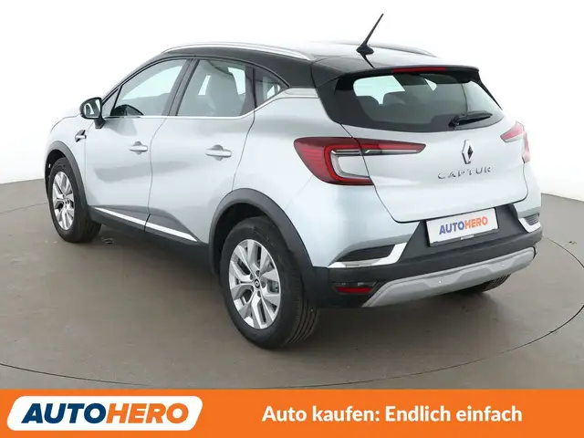 Renault Captur view 4