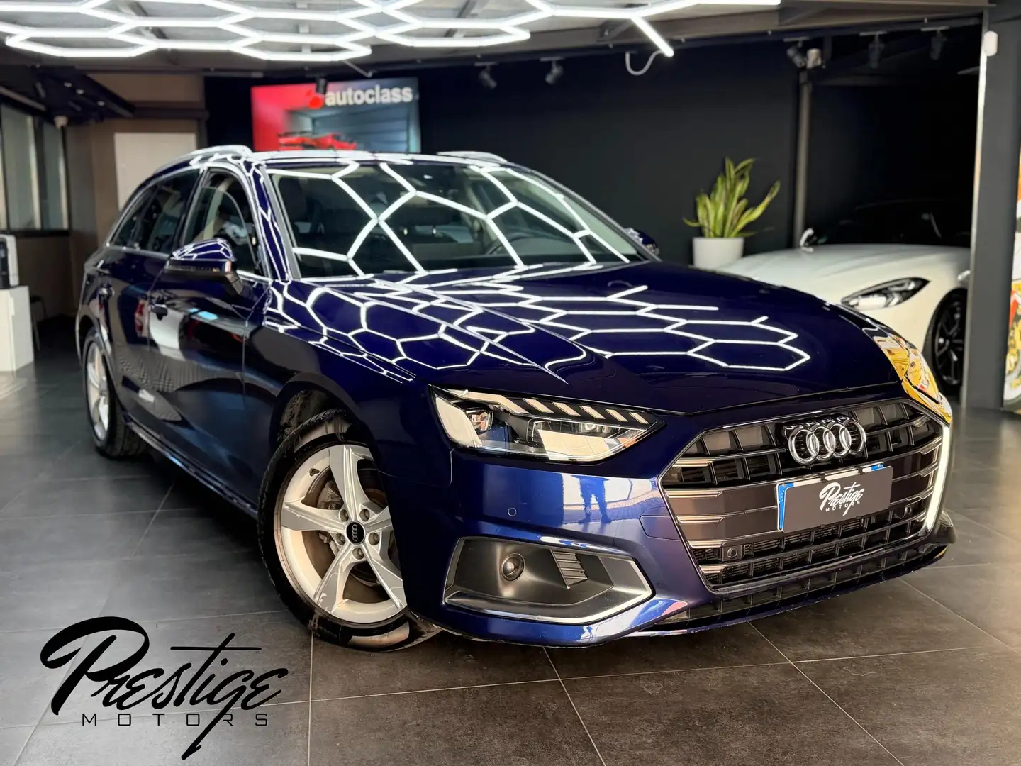 Audi A4 35 2.0 tdi mhev Business Advanced 163cv s-tronic Blau - 1