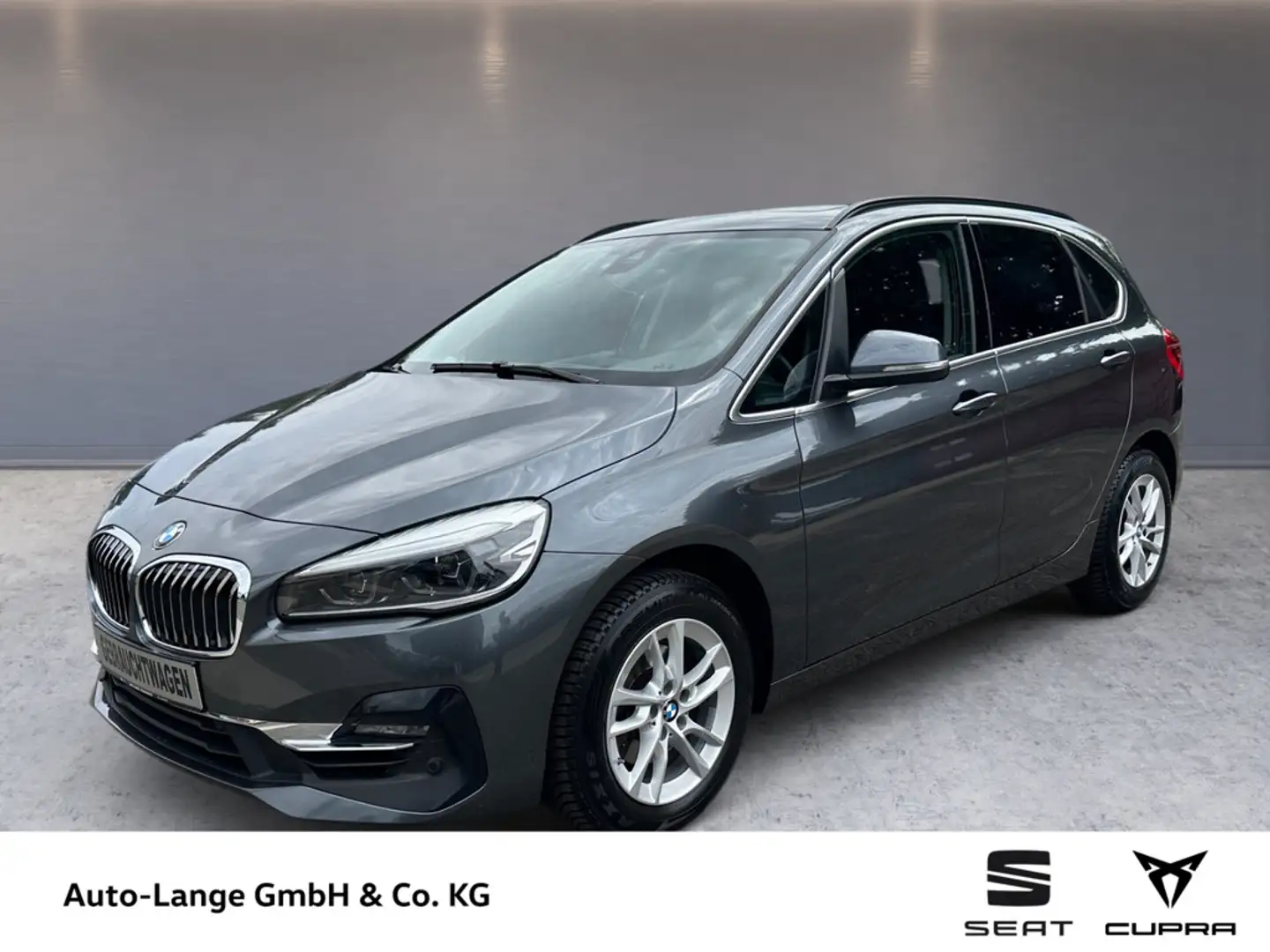 BMW 218 i 1.5 TSi 140 PS Luxury Line PANO LED AHK Grau - 1