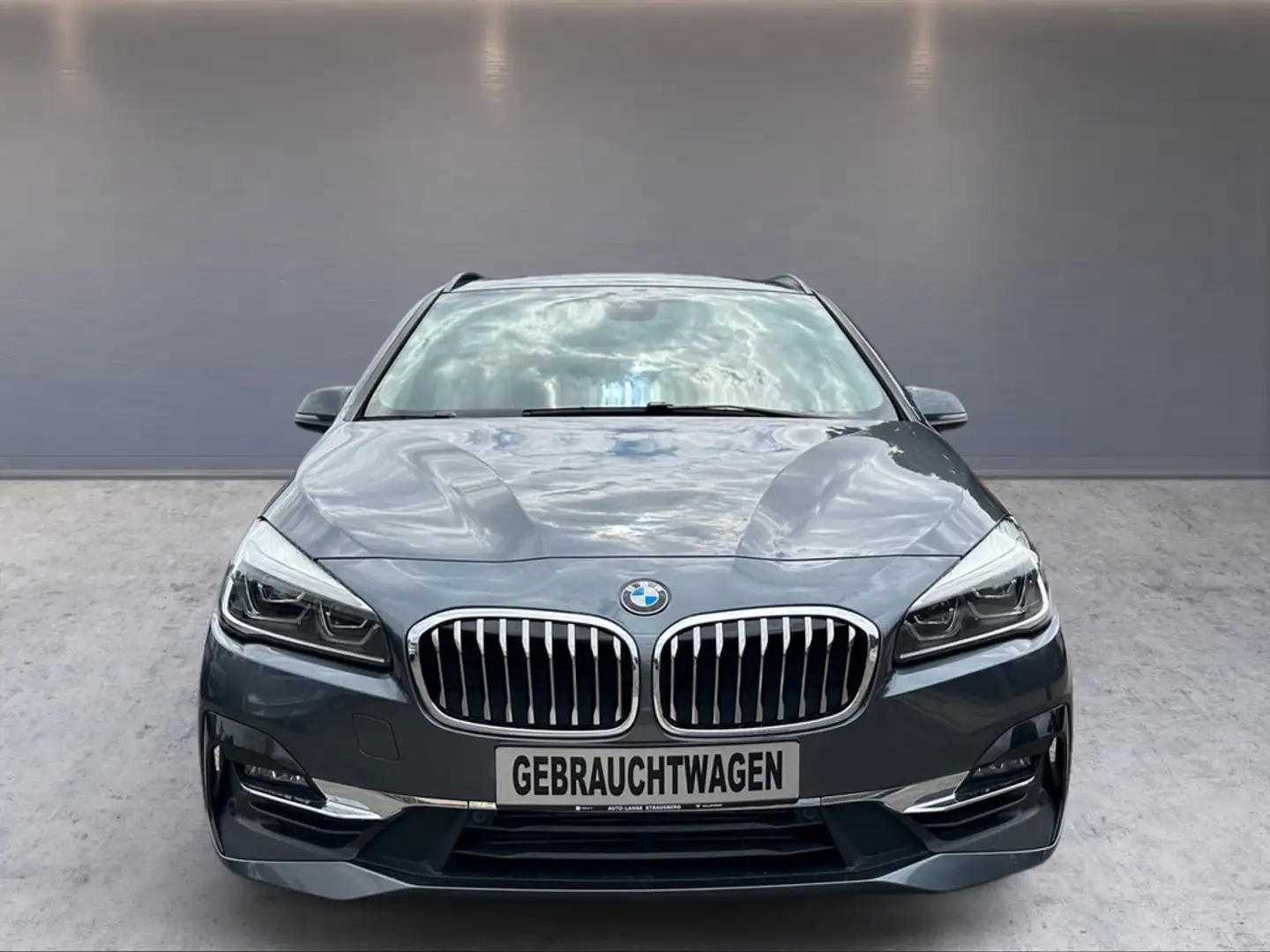 BMW 218 i 1.5 TSi 140 PS Luxury Line PANO LED AHK Grau - 2