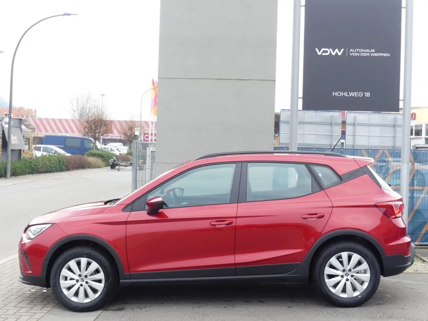 SEAT Arona Style Edition TSI Einparkhilfe v+h SHZ Klima Rouge - 2