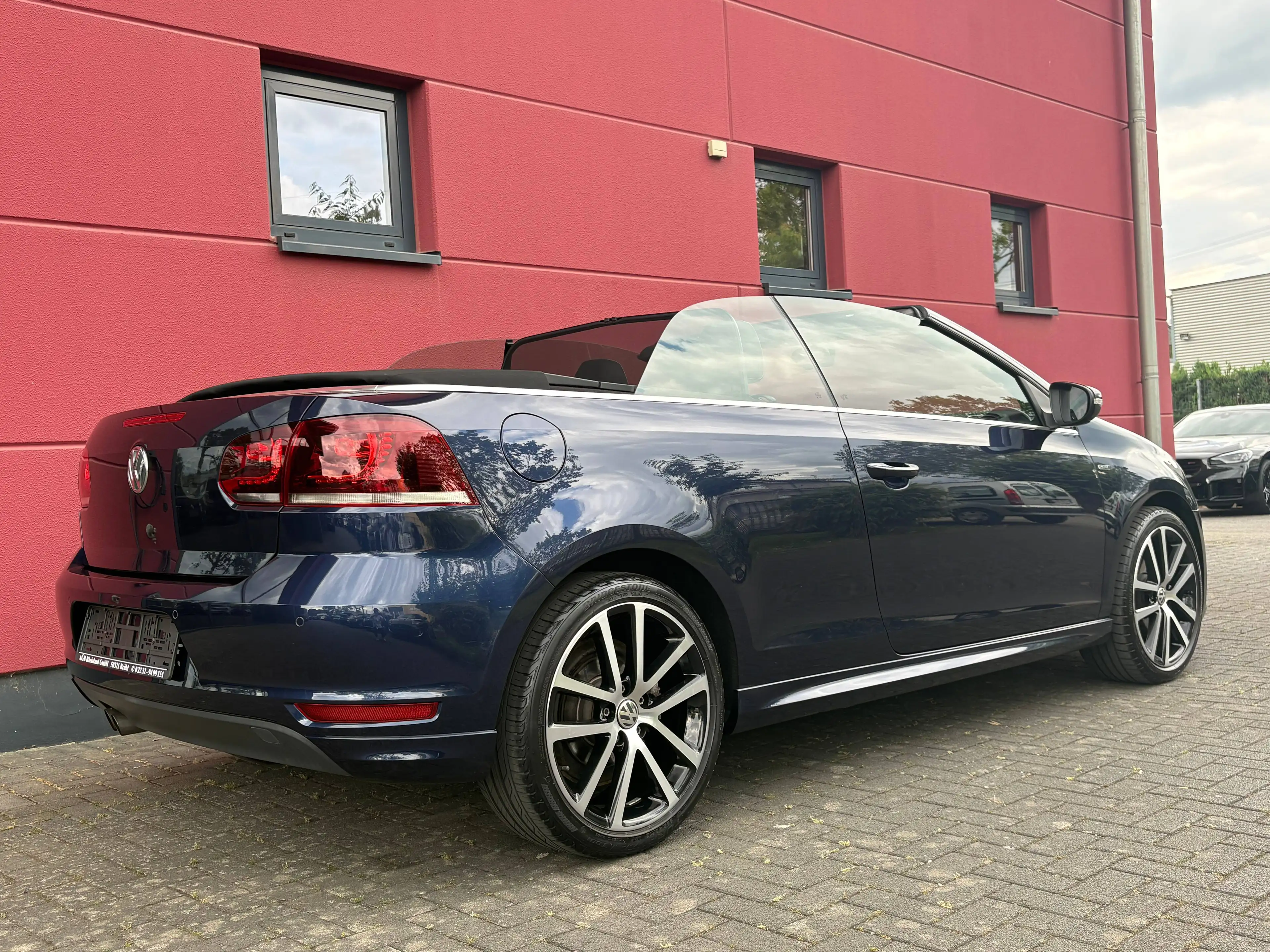 Volkswagen Golf Cabriolet 1.4 TSI BMT 125PS SONDERMODELL LOUNGE NAVI ALU-17" — photo 7