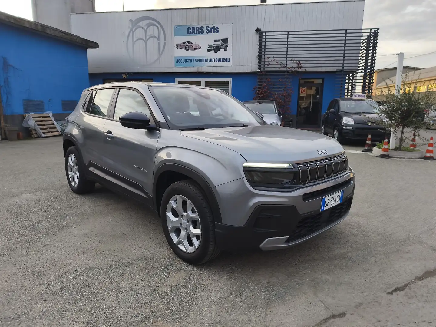 Jeep Avenger Avenger 1.2 turbo Altitude fwd 100cv Grau - 2