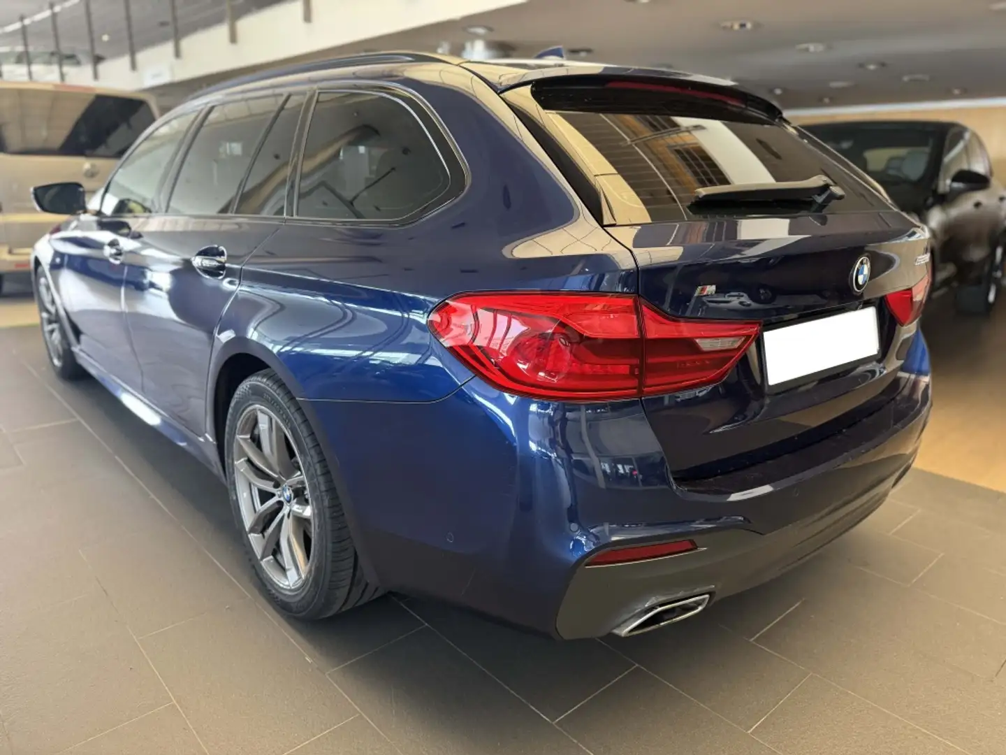BMW 525 525dA Touring Bleu - 1