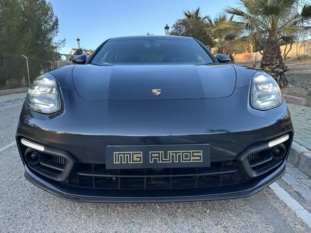 Porsche Panamera 4S E-Hybrid Sport Turismo